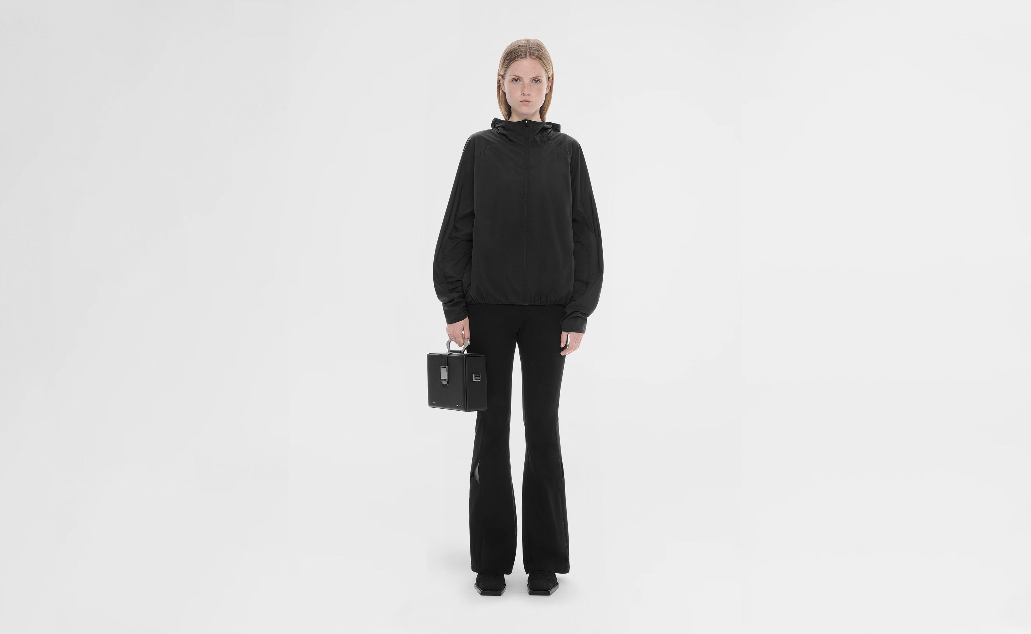 HE, product: OMBROPHIL JACKET (Fig. 6)