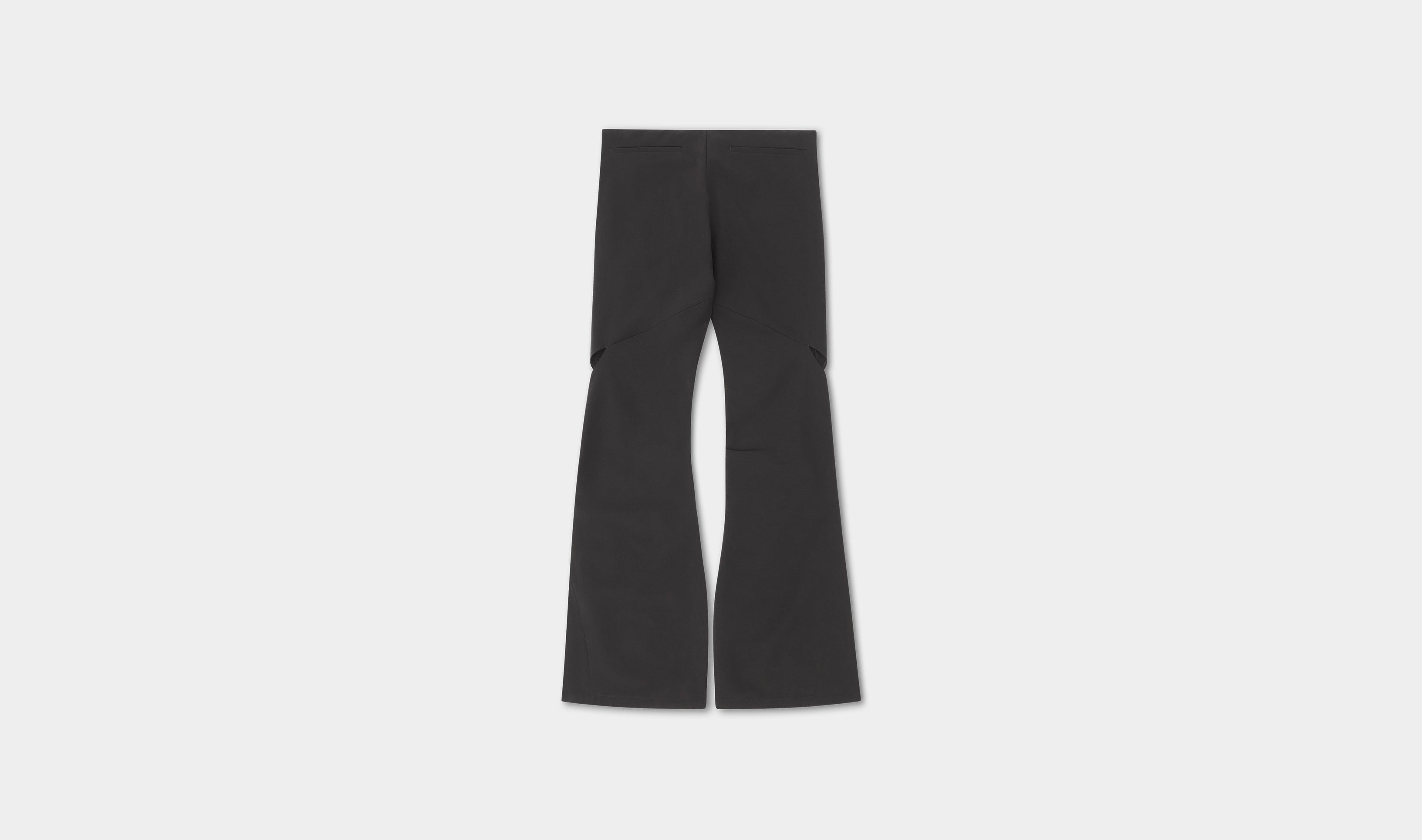 HE, product: AMNIS PANTS (Fig. 5)