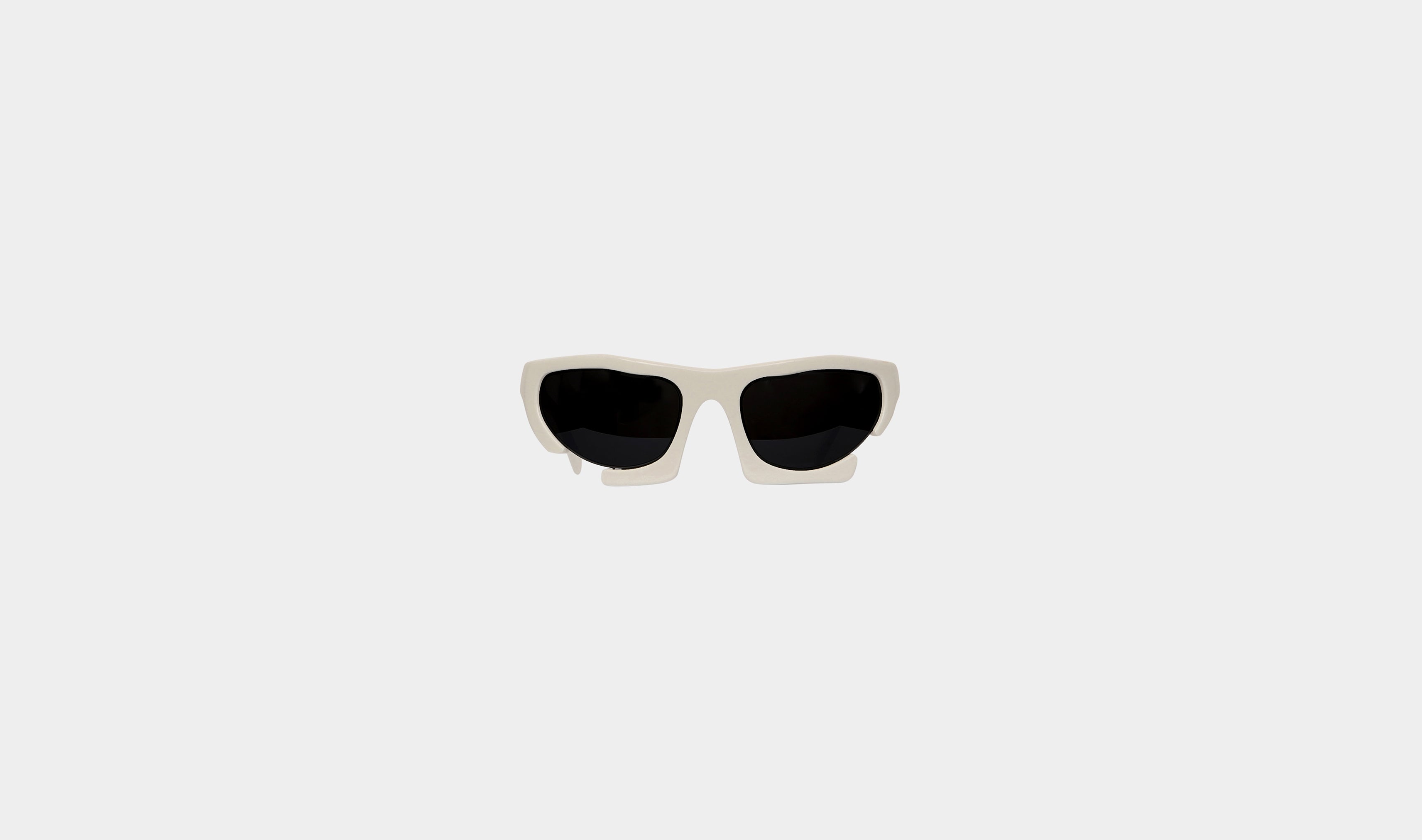 HE, product: AXIAL SONNENBRILLE (Fig. 1)