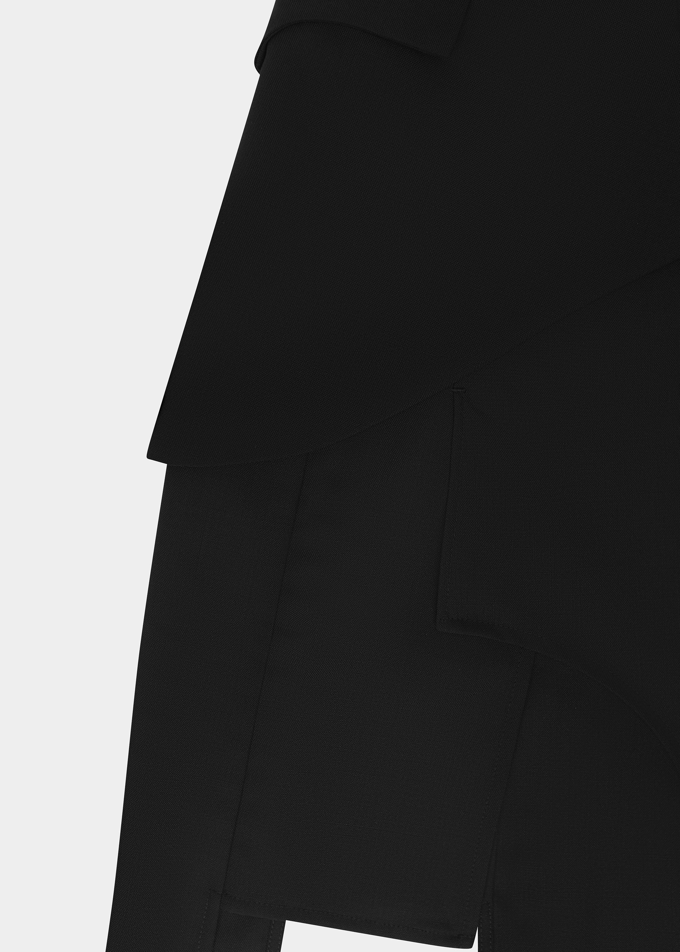 HE, product: G-Hook Skirt (Fig. 7)