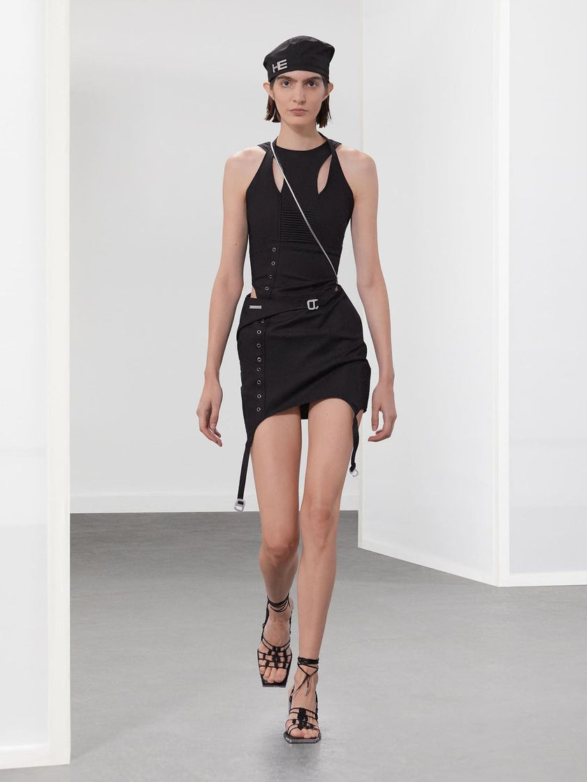 HE, product: Girella Dress (Fig. 13)