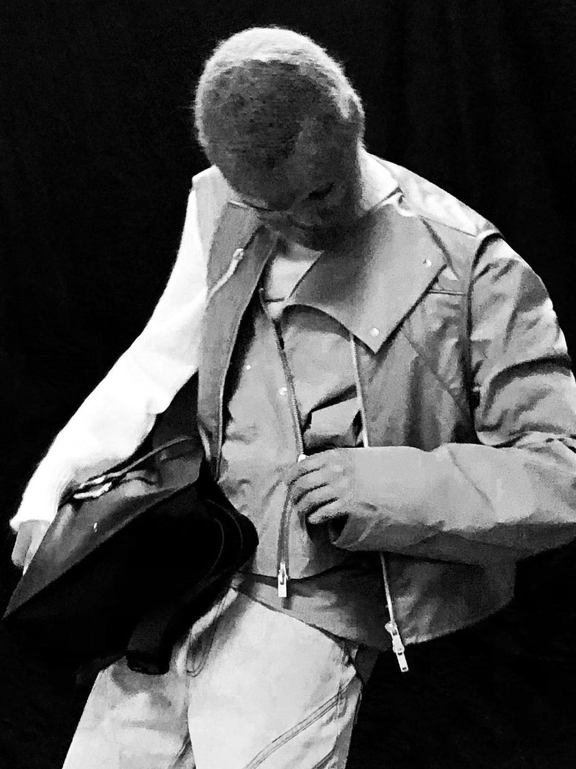 HE, product: PHLOGISTON TECHNICAL VEST (Fig. 13)
