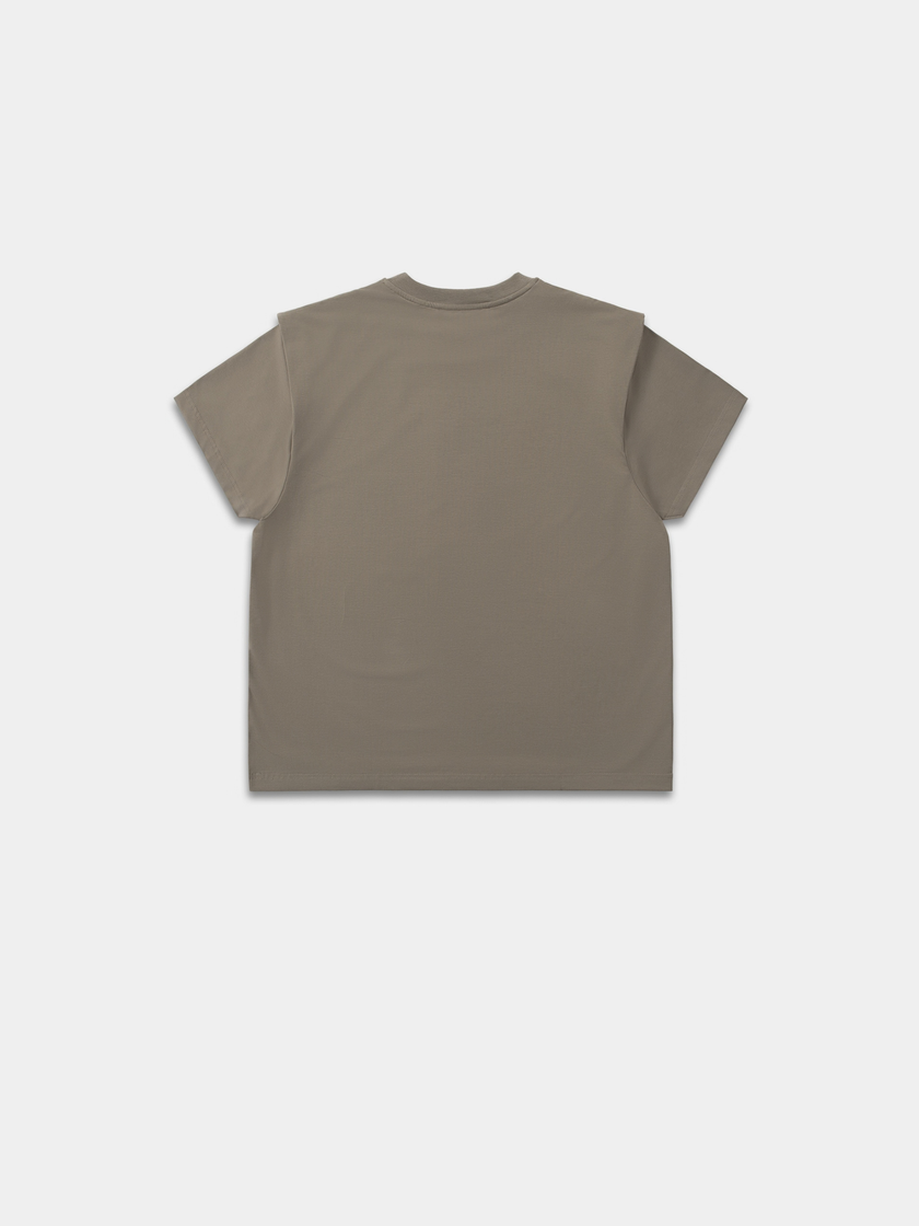 HE, product: OUTLINE LOGO T-SHIRT (Thumbnail alt.)