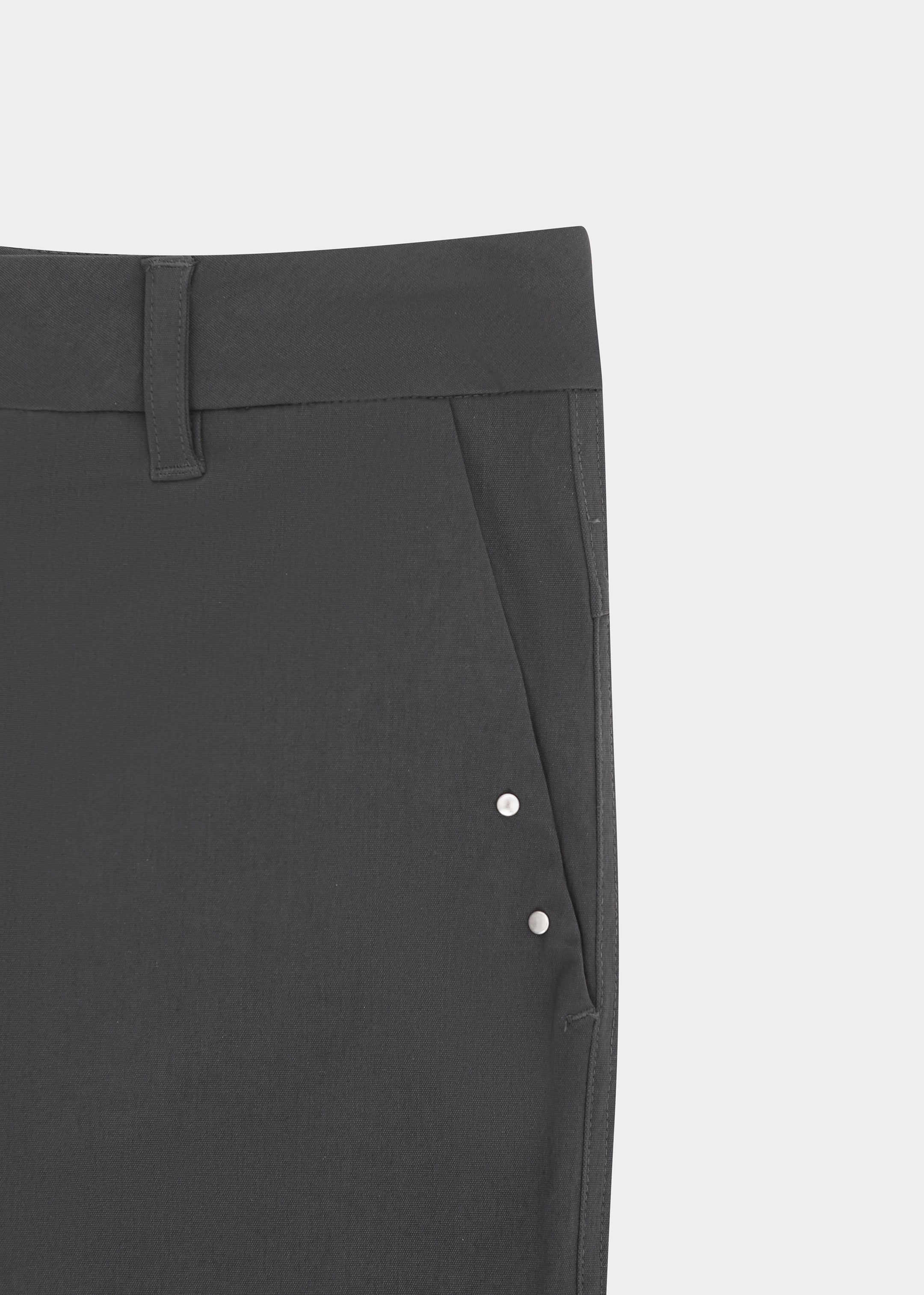 HE, product: DELIQUESCE CARGO TROUSERS (Fig. 8)