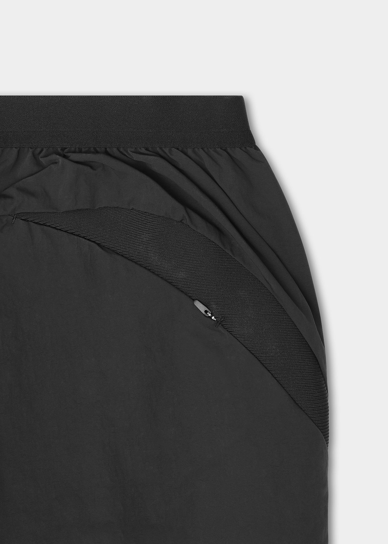HE, product: PUMA X HELIOT EMIL PANTS (Fig. 21)