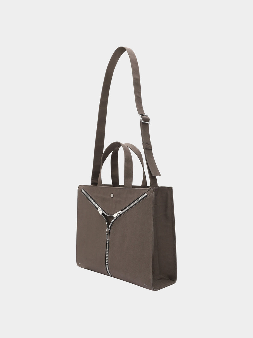 HE, product: TECTON TOTE BAG (Thumbnail alt.)