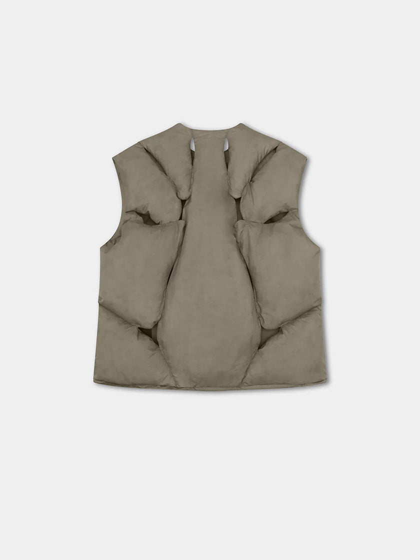 HE, product: SOLSTICE PADDED VEST (Thumbnail alt.)