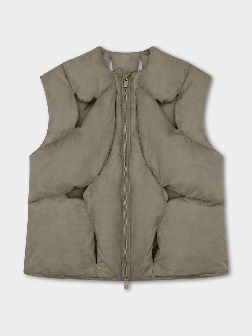 HE, product: SOLSTICE PADDED VEST (Thumbnail)