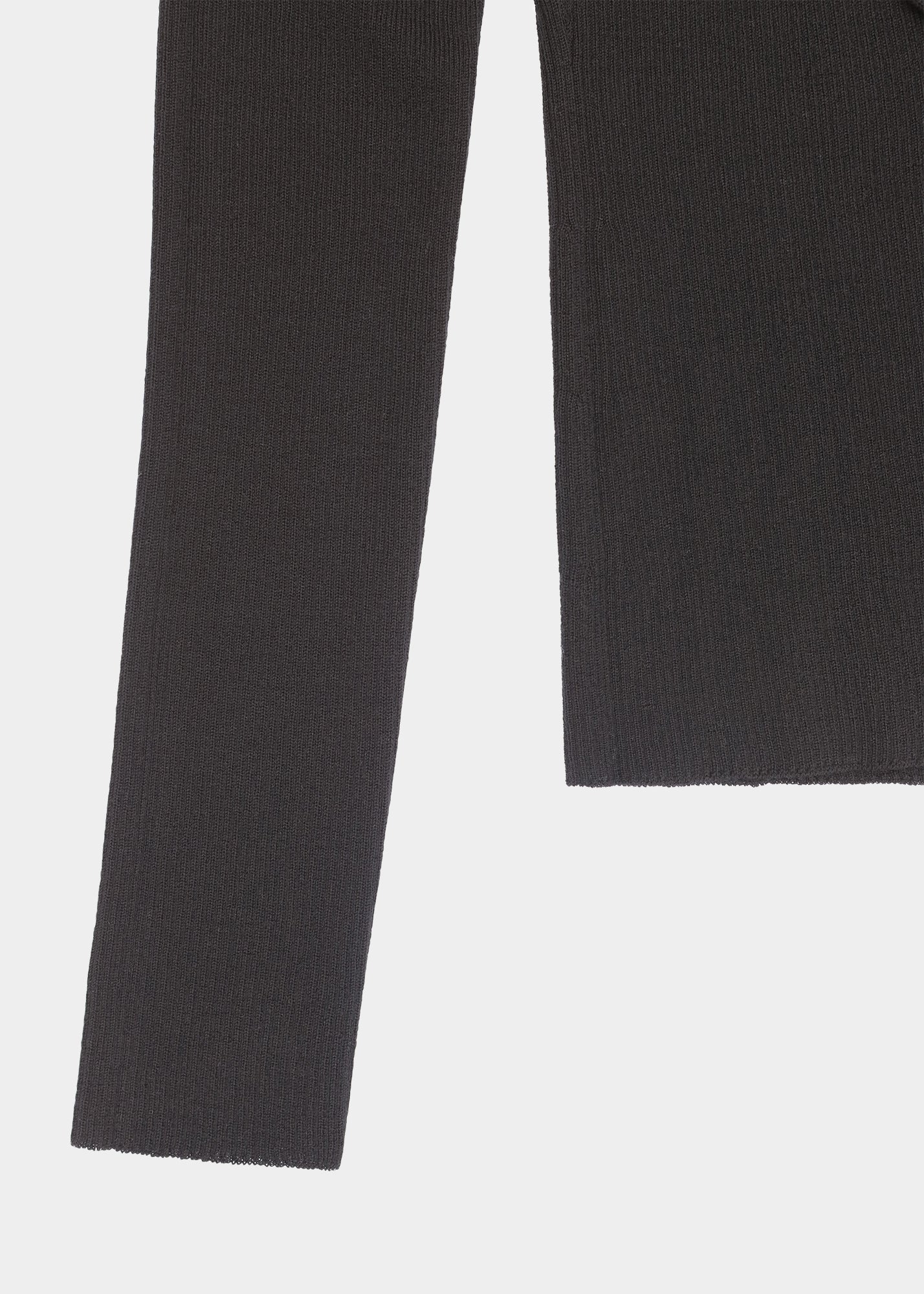 HE, product: PHOTOLYSIS KNIT HOODIE (Fig. 16)