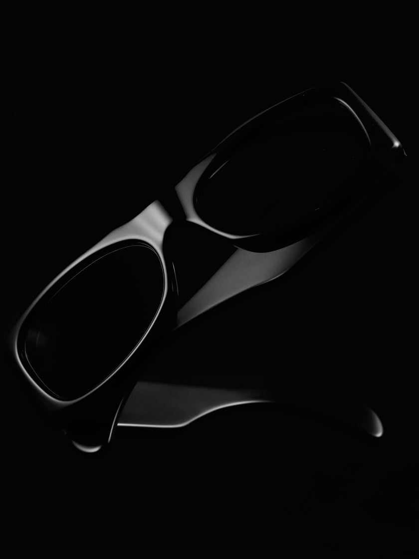 HE, product: AETHER SUNGLASSES (Fig. 15)