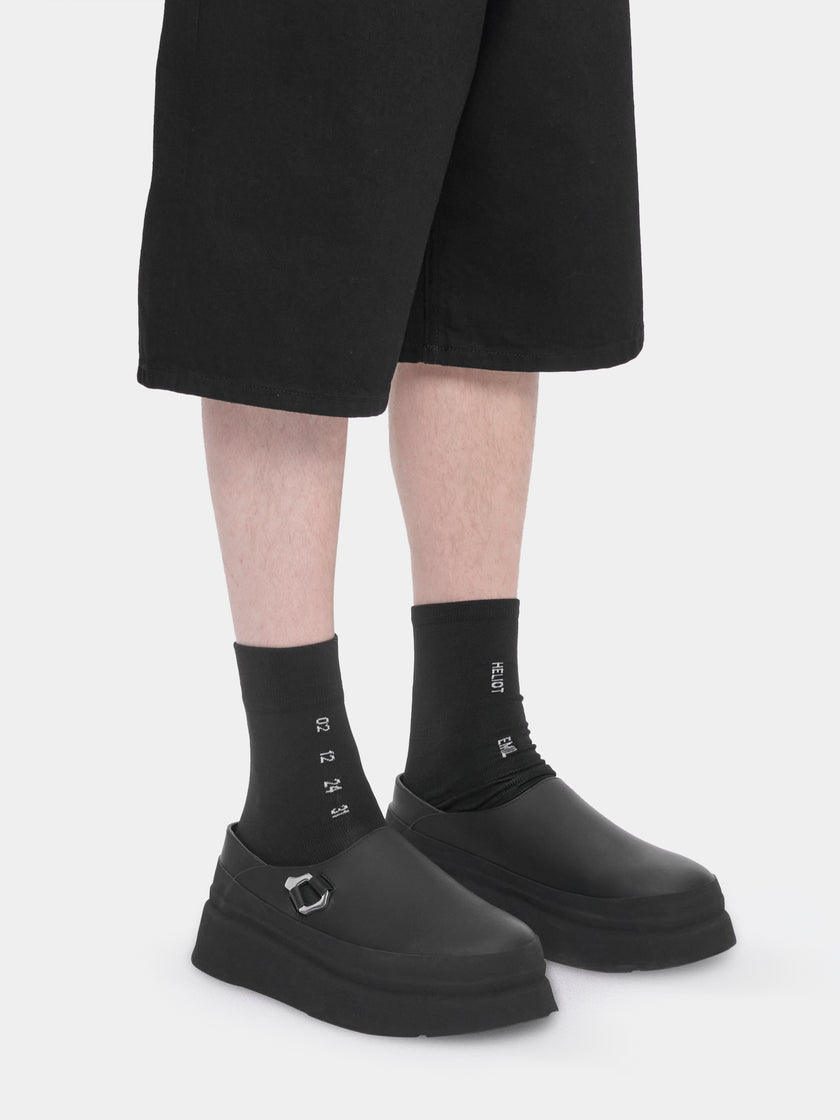 HE, product: CARABINER SHOE (Thumbnail alt.)