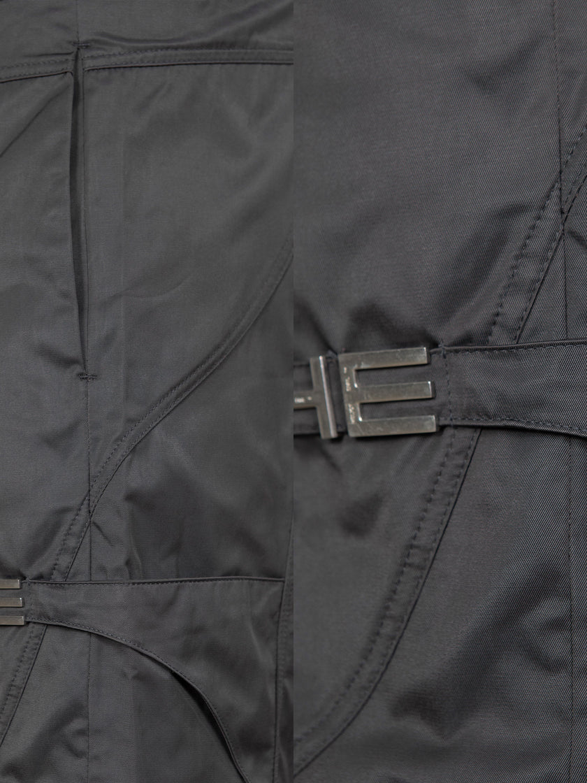 HE, product: MINIMAL TWILL CARGO SHORTS (Fig. 6)