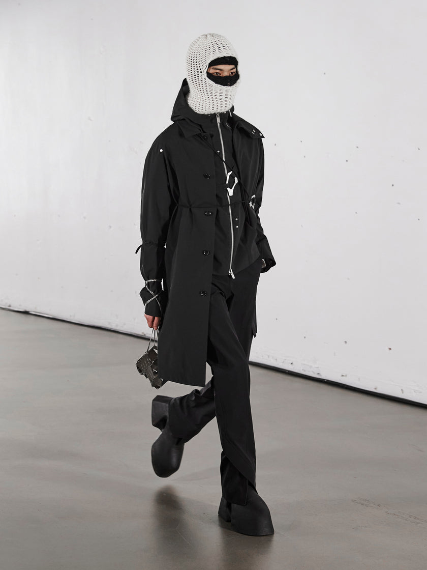 HE, product: CONSONANCE BALACLAVA (Fig. 12)