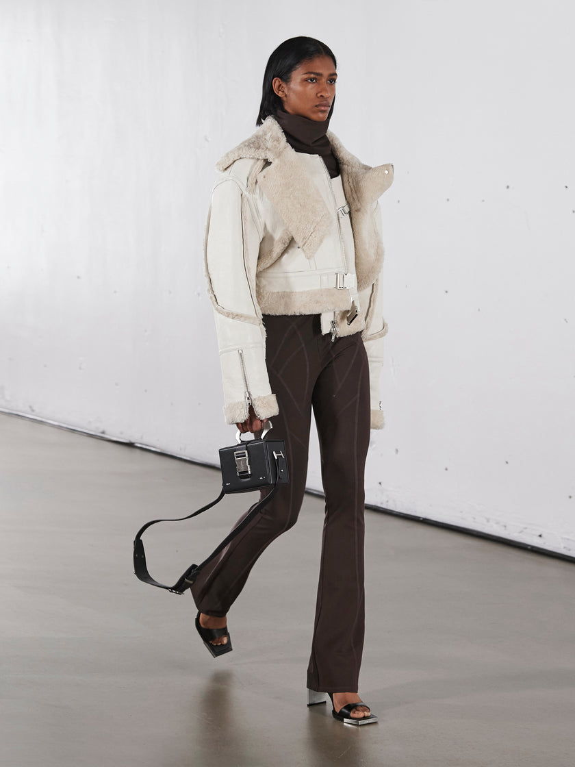 HE, product: DULCET TROUSERS (Fig. 11)