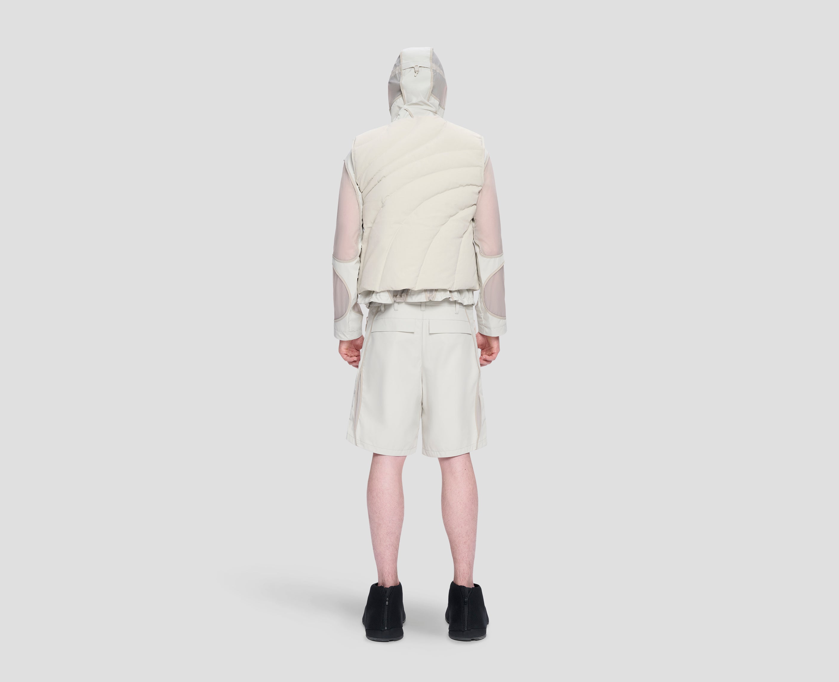 HE, product: LAYERED DOWN VEST (Fig. 5)