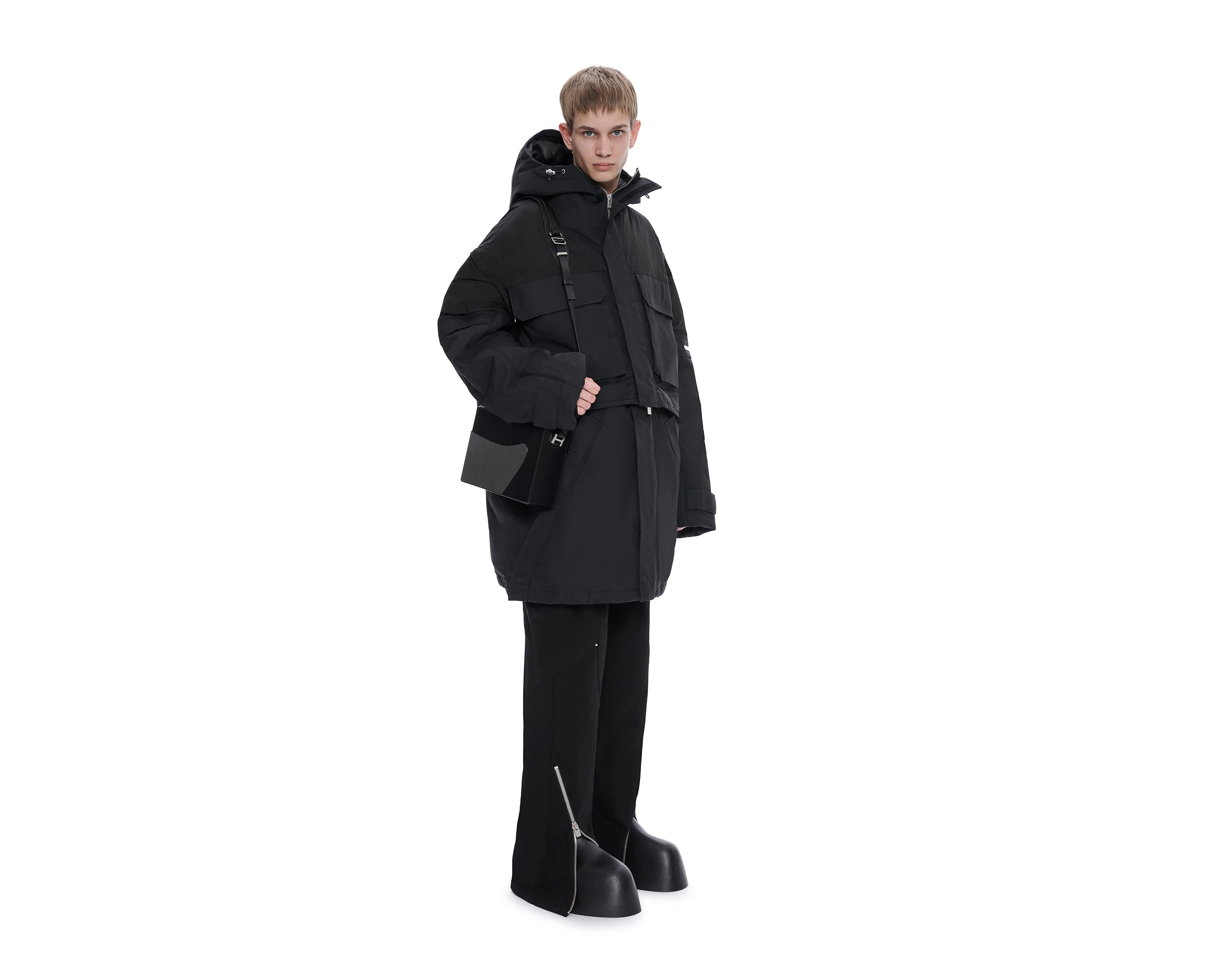 HE, product: ELEMENTARY PARKA (Fig. 3)