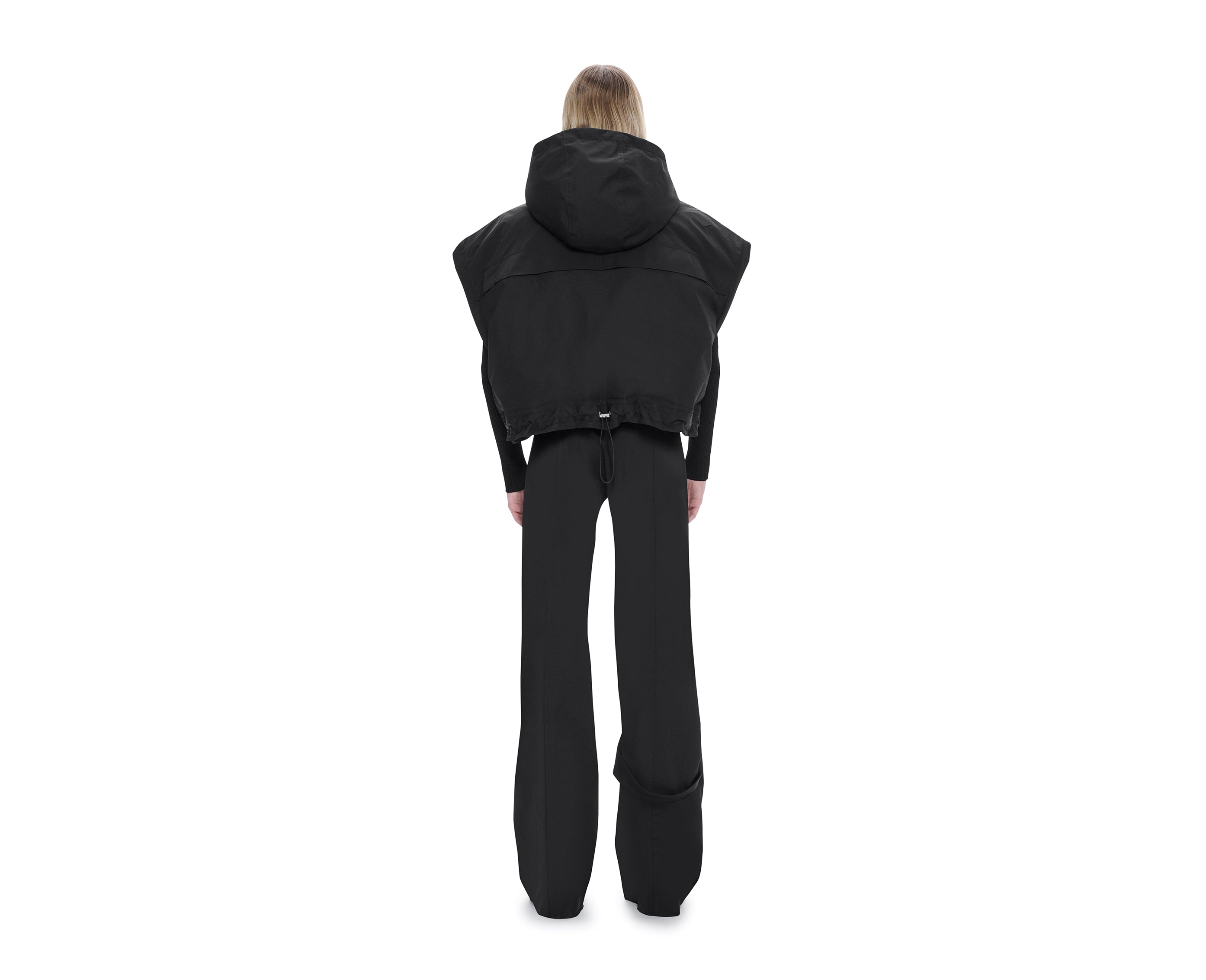 HE, product: ELEMENTARY PARKA (Fig. 17)