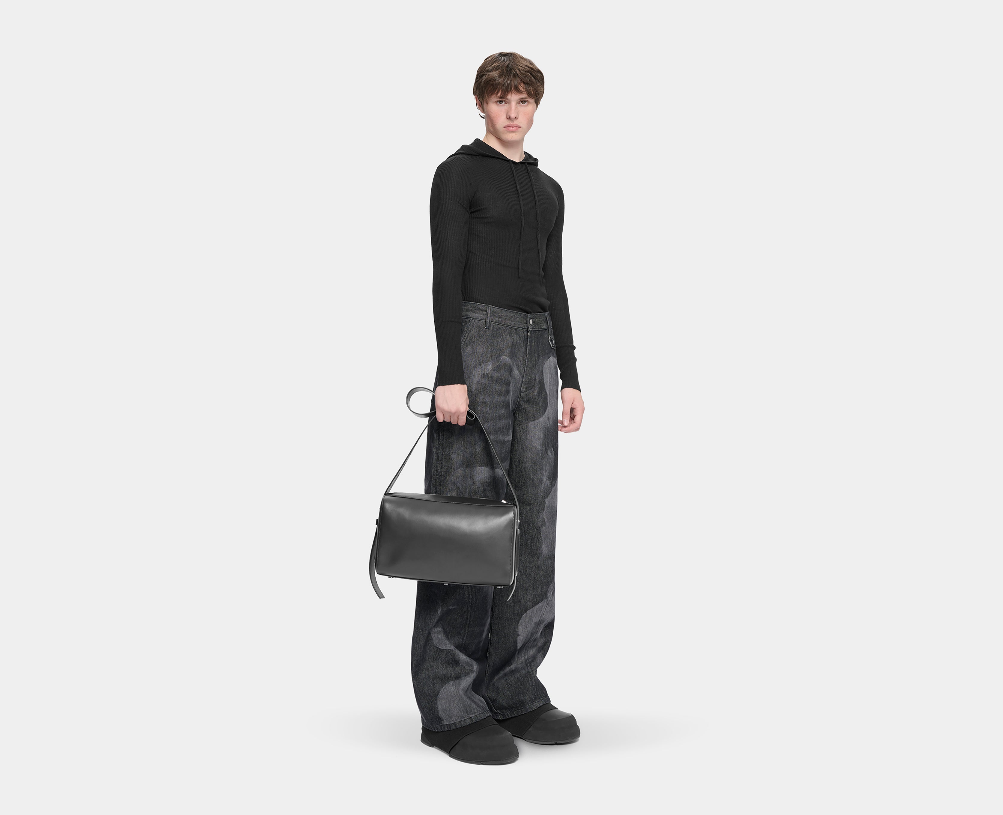 HE, product: PHOTOLYSIS KNIT HOODIE (Fig. 3)