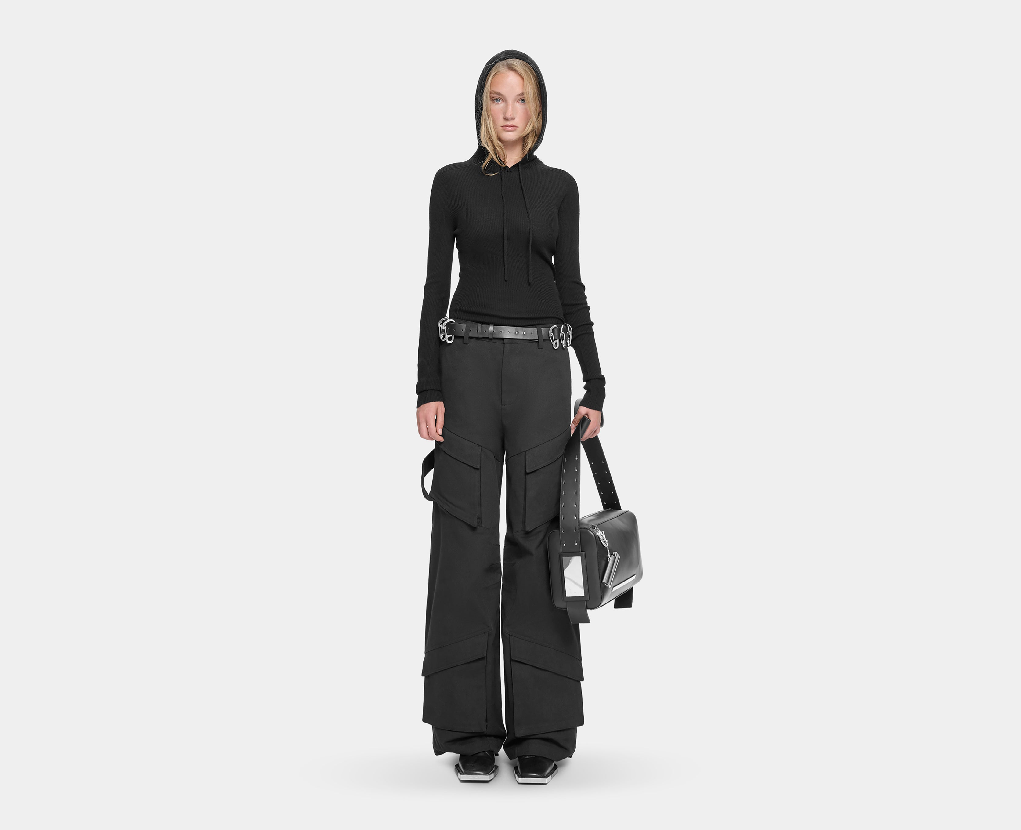 HE, product: PHOTOLYSIS KNIT HOODIE (Fig. 5)