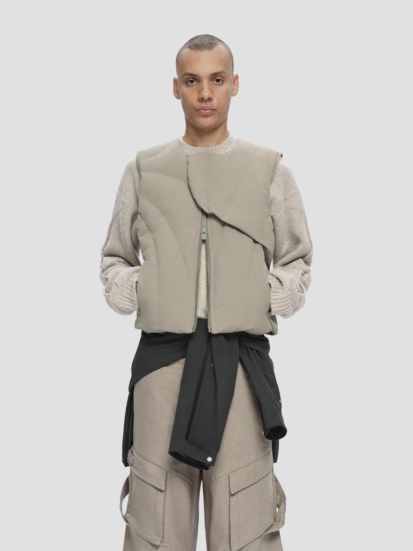 HE, product: VISUS DOWN VEST (Thumbnail alt.)