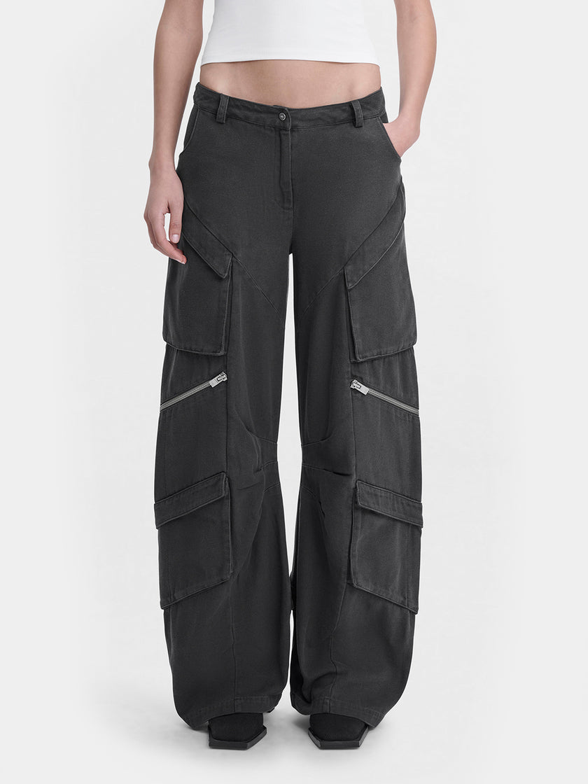 HE, product: CALYX CARGO PANTS (Thumbnail alt.)