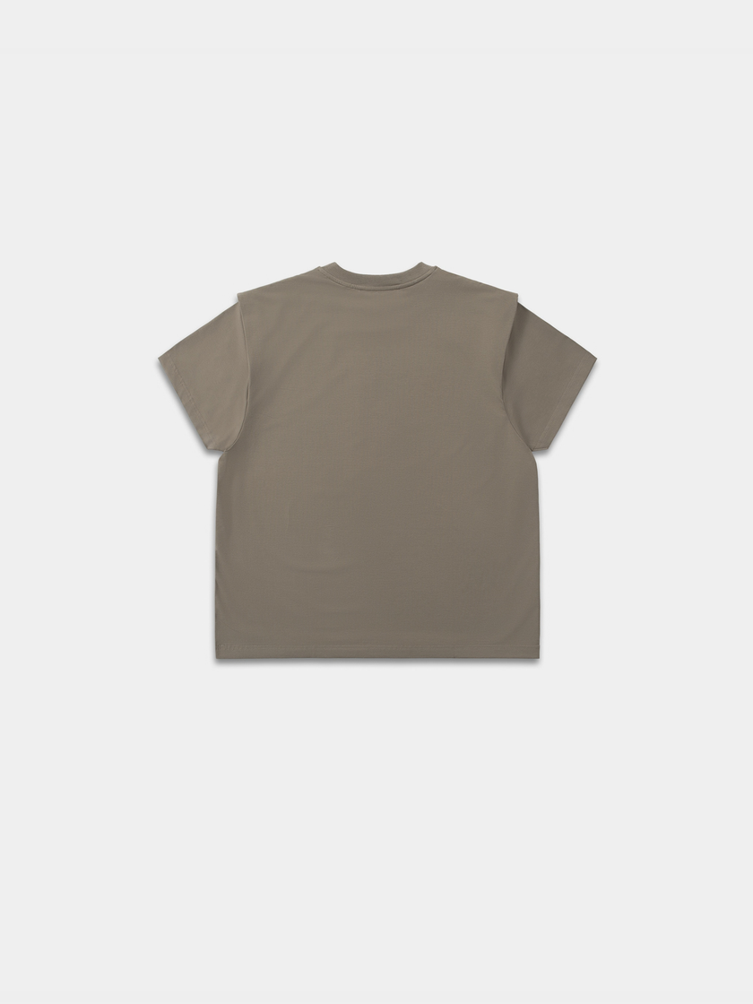 HE, product: OUTLINE LOGO T-SHIRT (Thumbnail alt.)