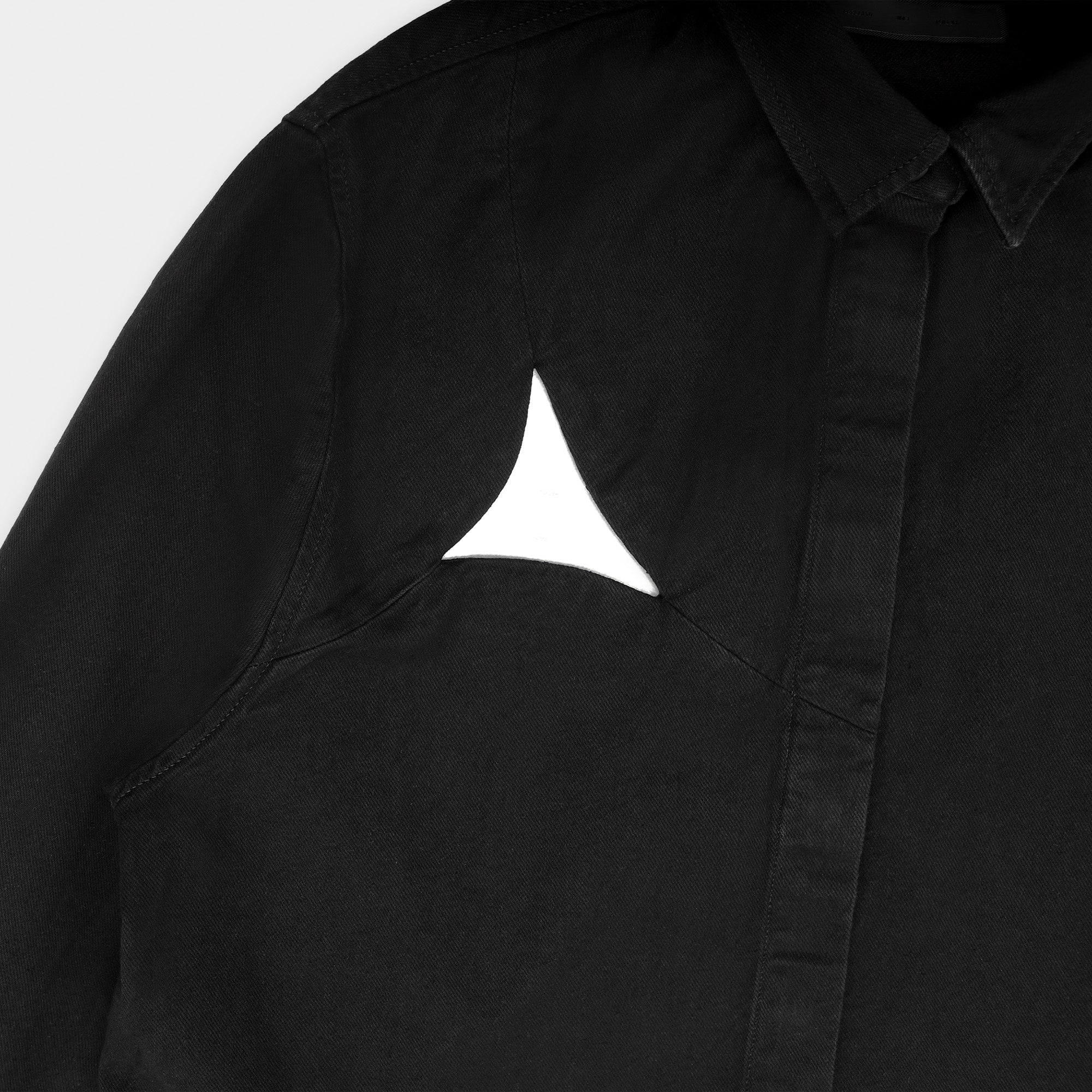 HE, product: SURTSEY DENIM SHIRT (Fig. 15)