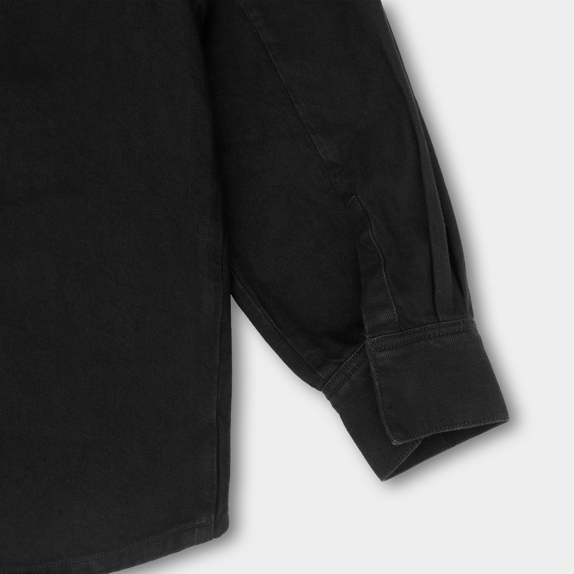 HE, product: SURTSEY DENIM SHIRT (Fig. 17)