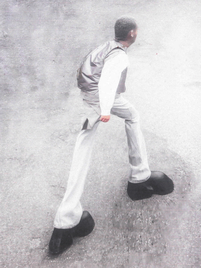 HE, product: Neva Denim Trousers (Fig. 9)