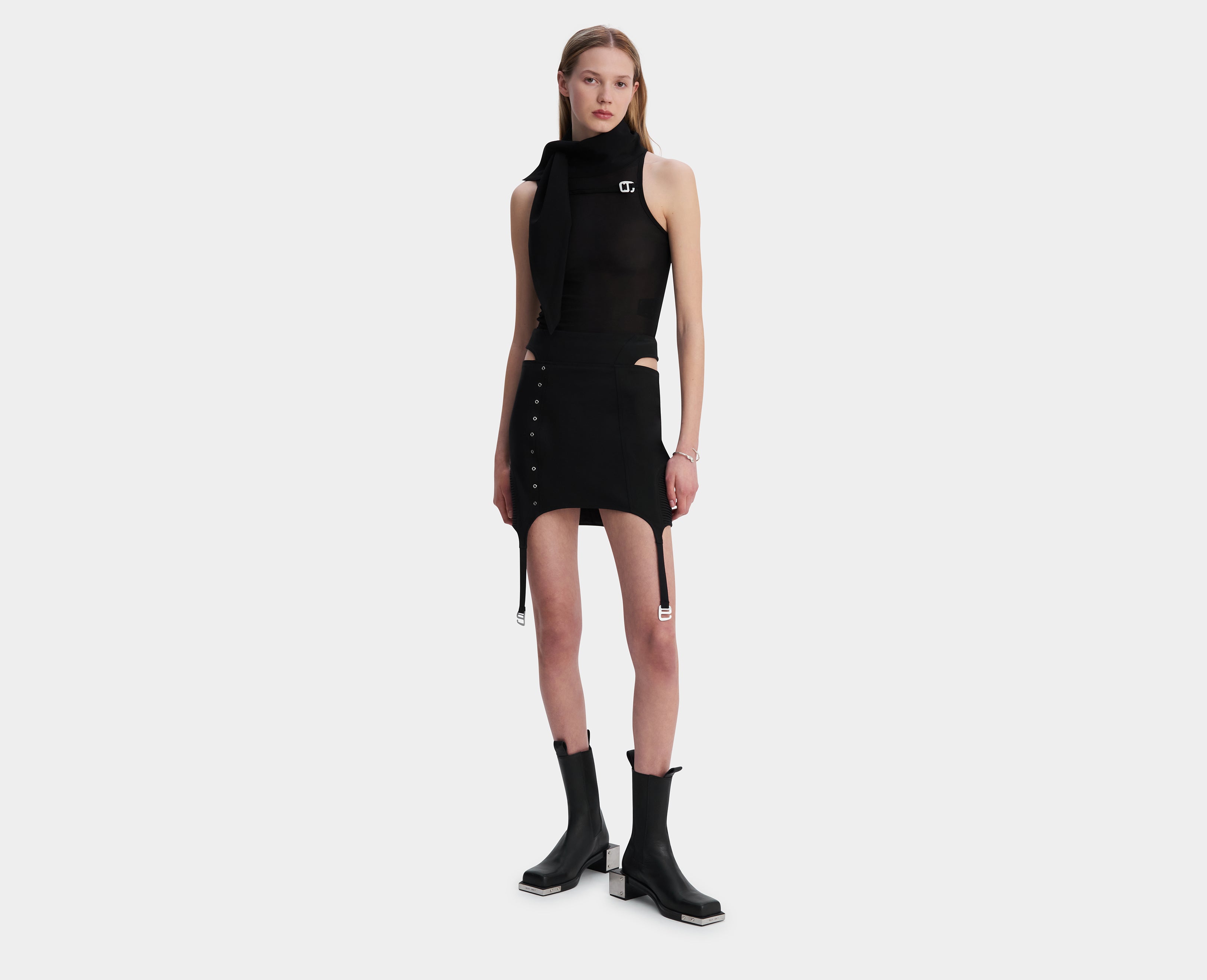HE, product: GIRELLA SKIRT (Fig. 5)