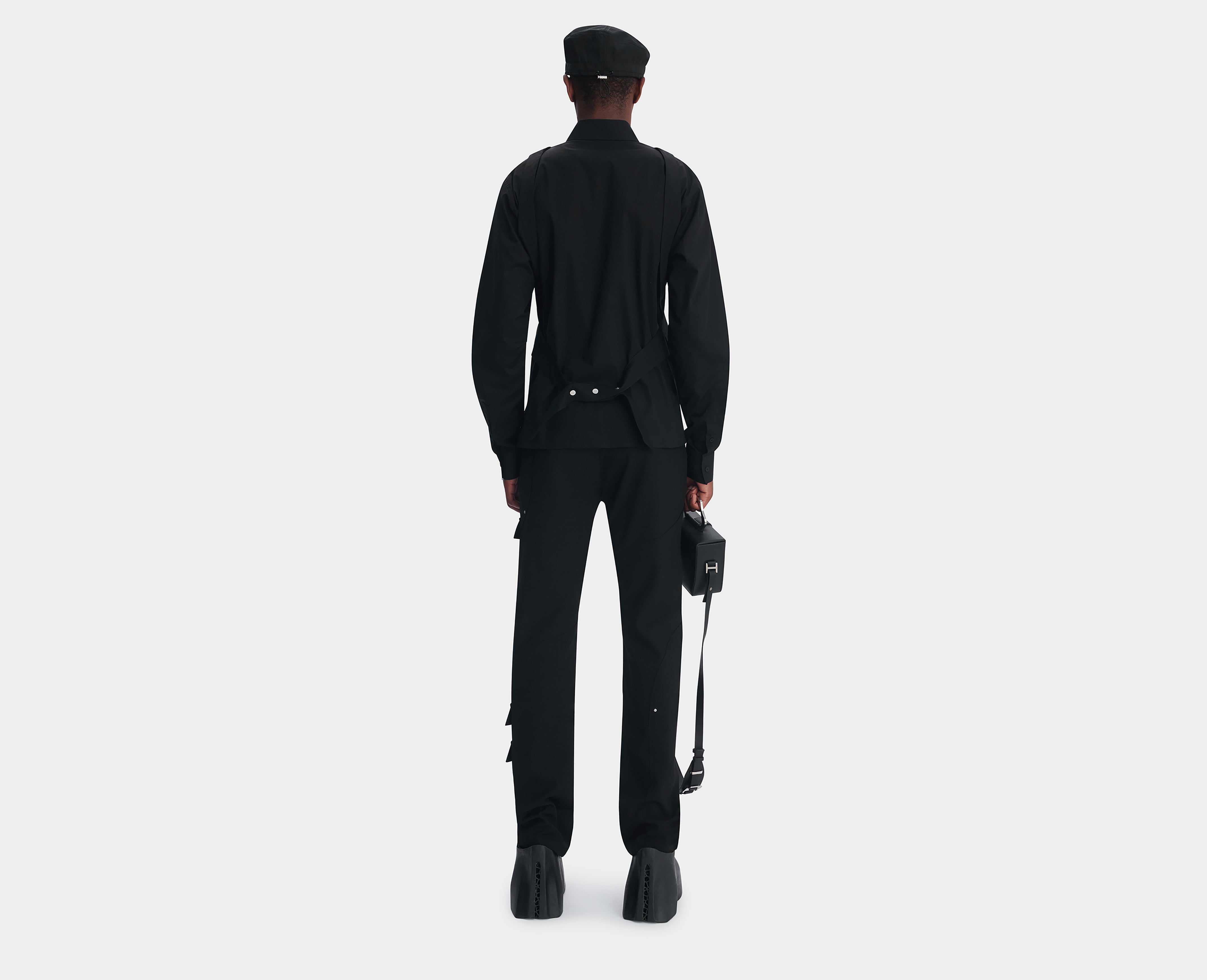HE, product: REGALIA LS SHIRT (Fig. 4)