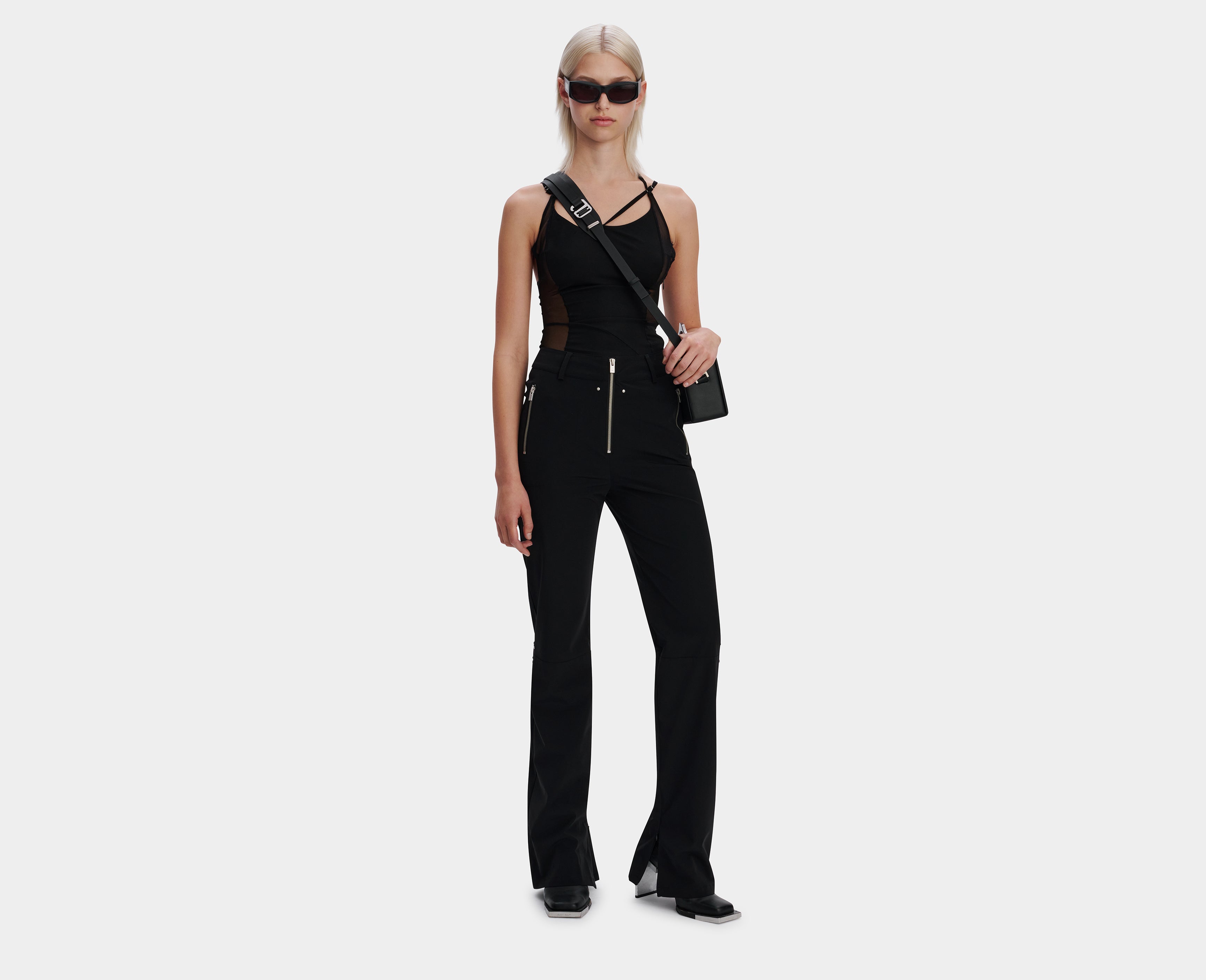 HE, product: AFFINITY TECHNICAL TAILORED TROUSERS (Fig. 4)