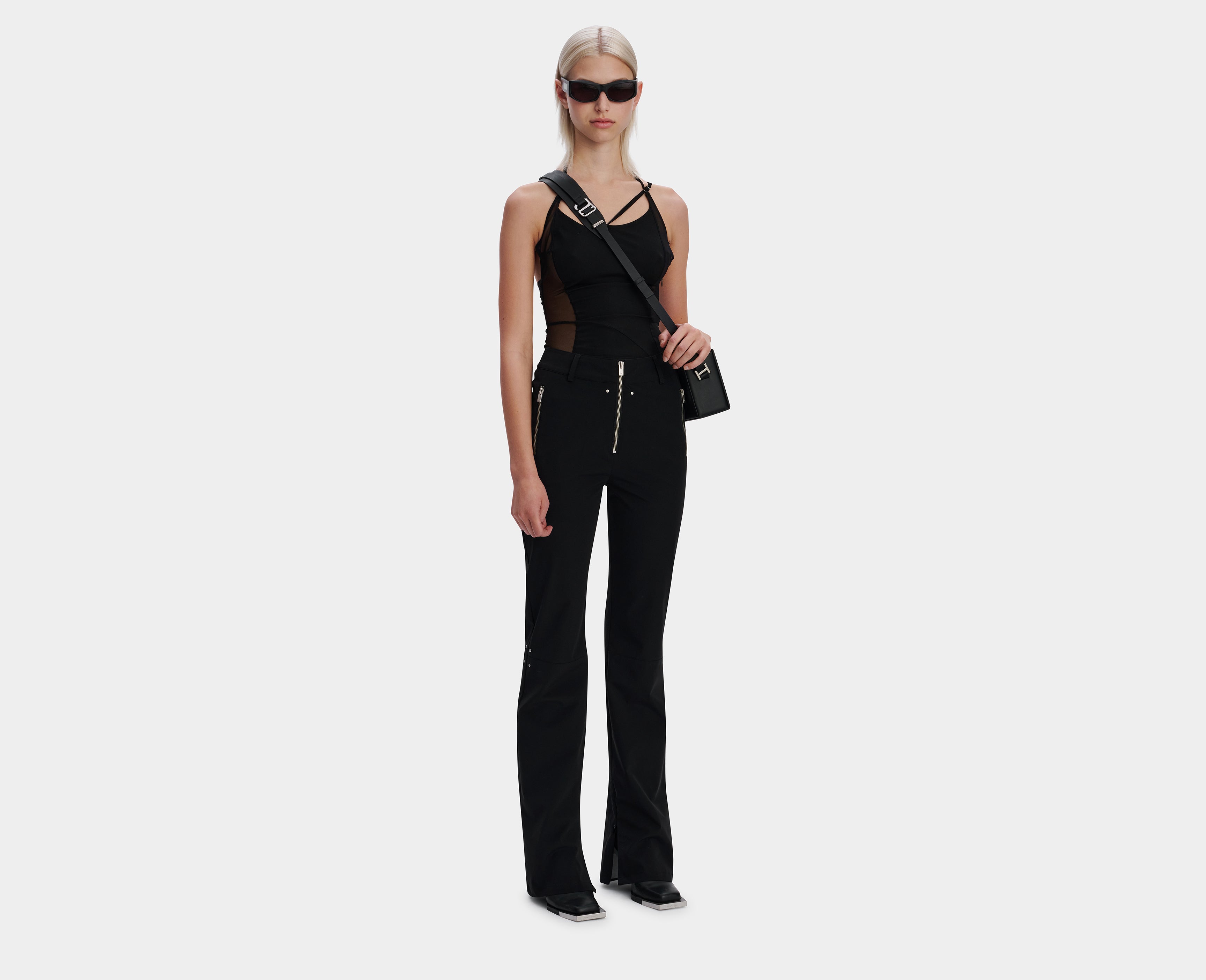 HE, product: AFFINITY TECHNICAL TAILORED TROUSERS (Fig. 3)