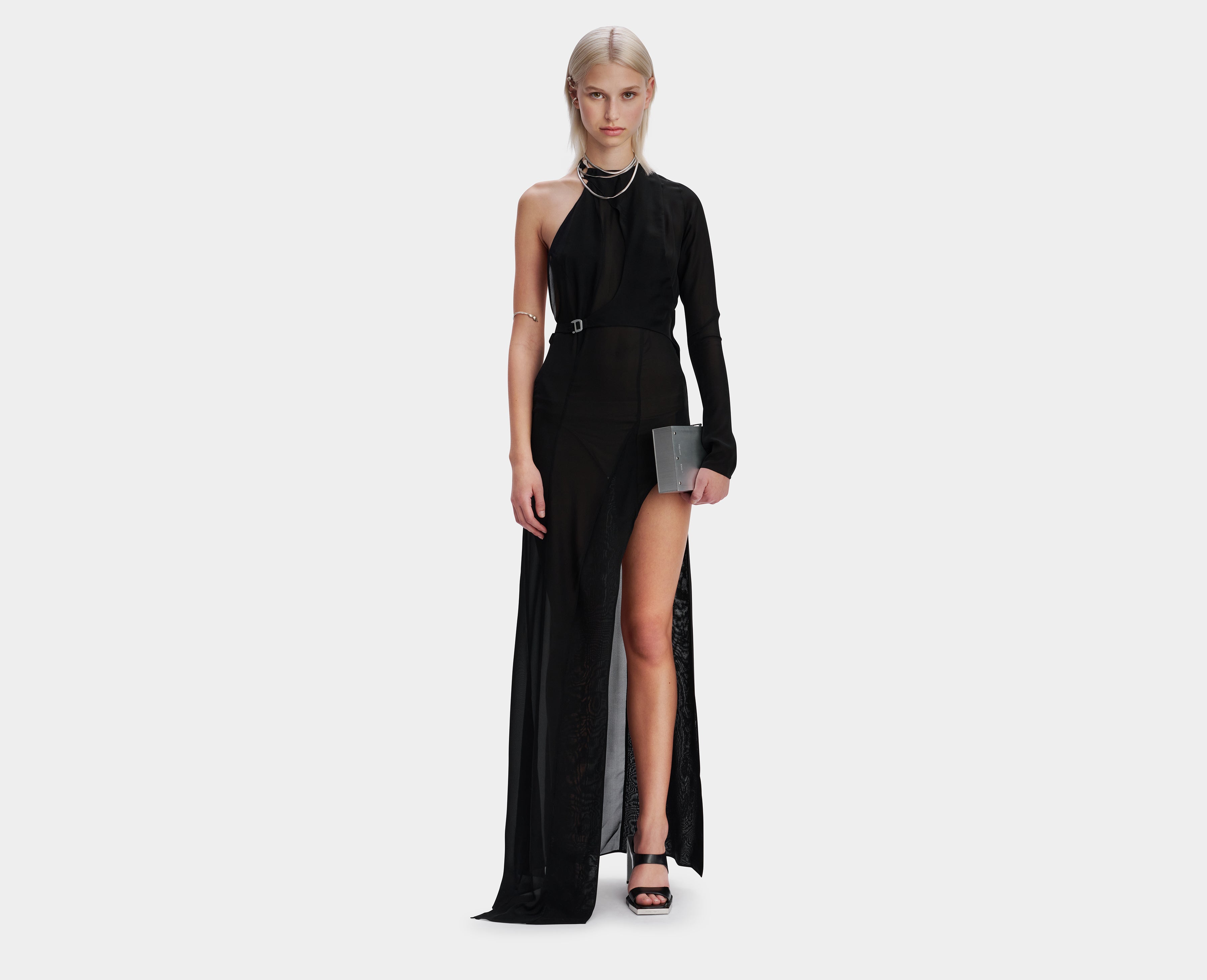 HE, product: SOLITAIRY EVENING DRESS (Fig. 2)