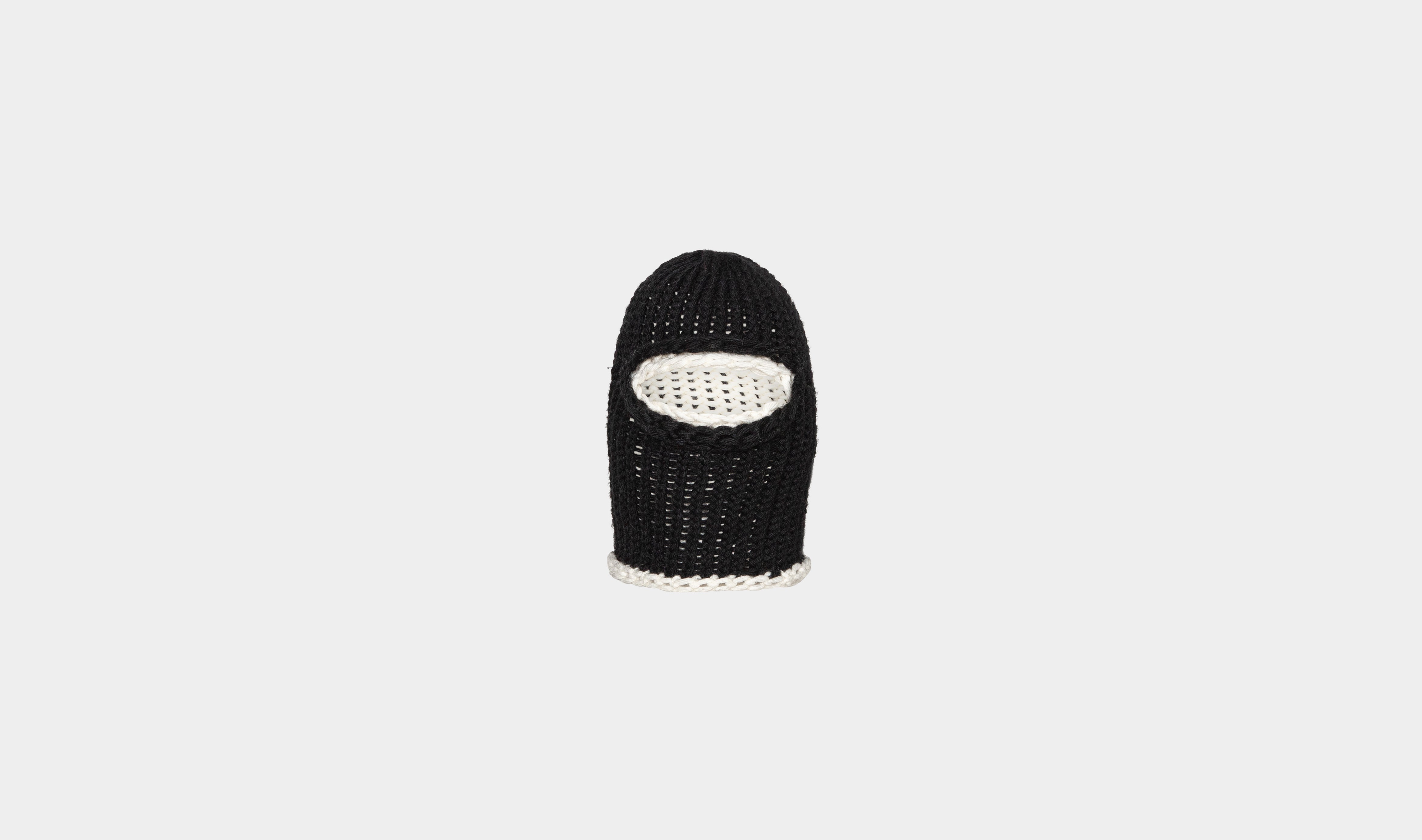 HE, product: CONSONANCE BALACLAVA (Fig. 1)