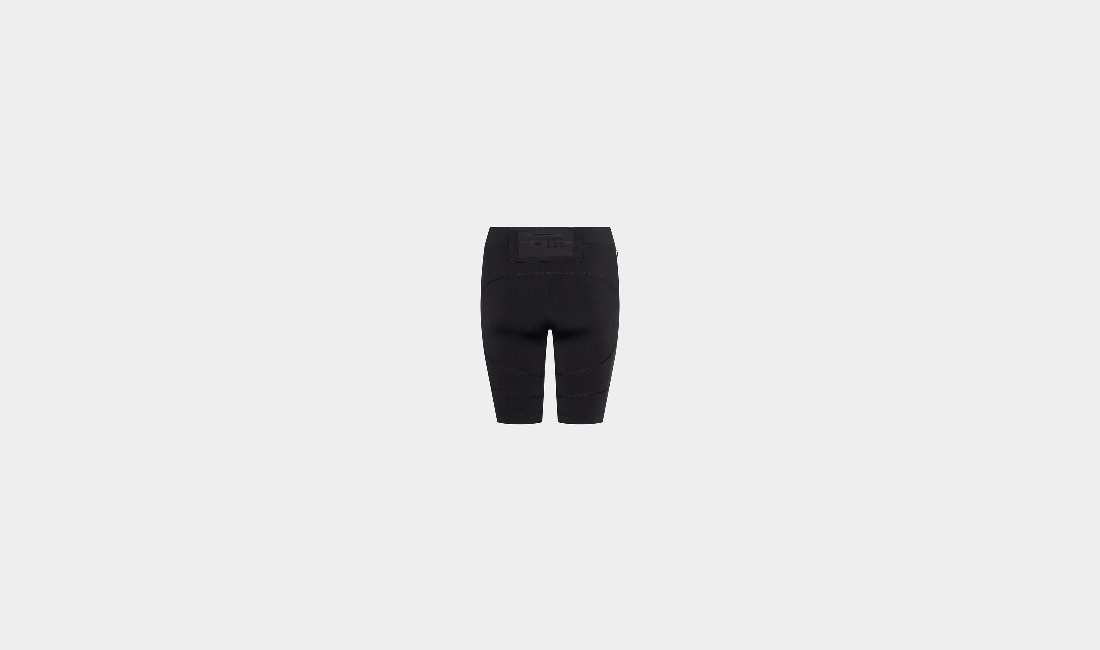 HE, product: ATRA ACTIVE WEAR SHORTS (Fig. 5)