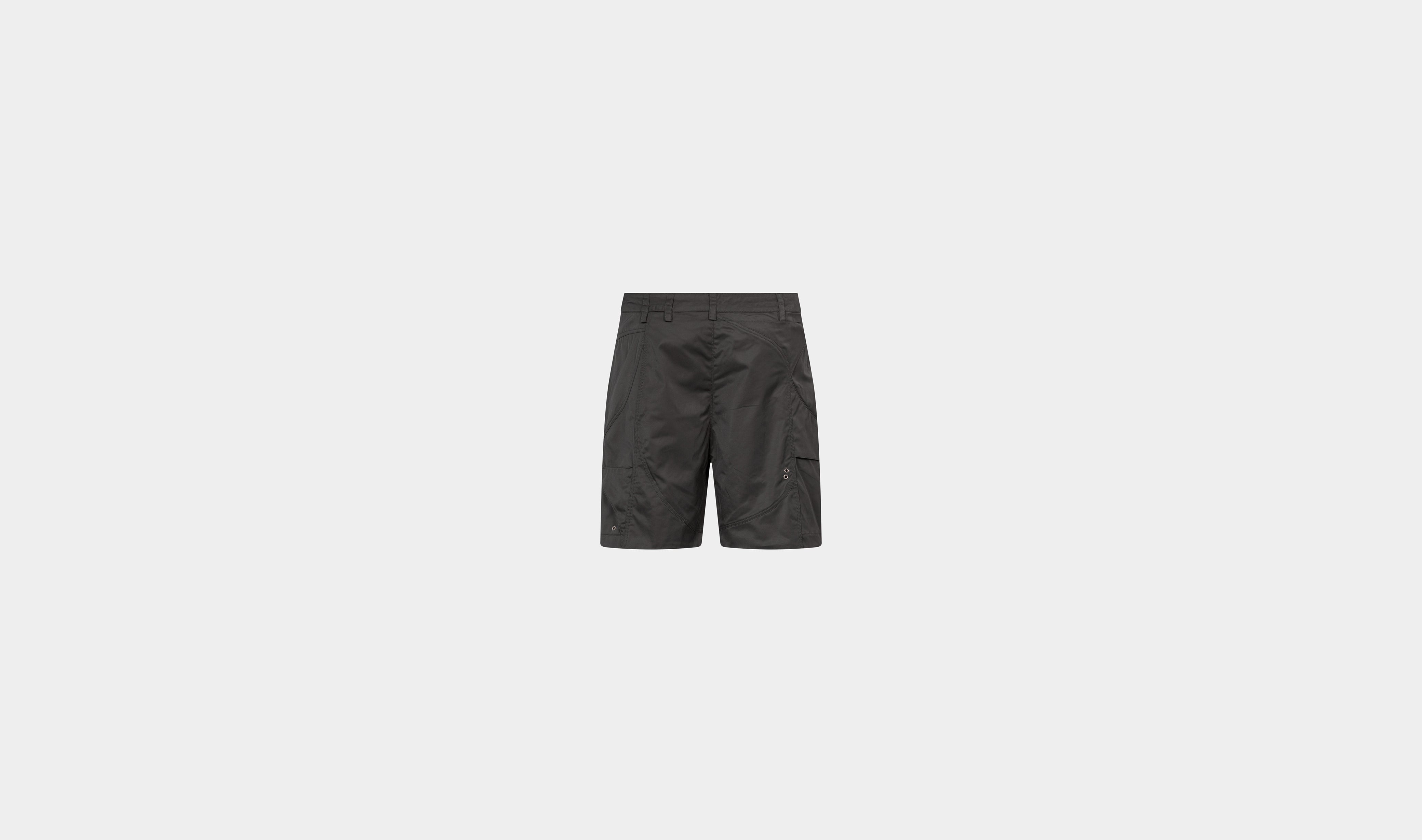 HE, product: MINIMAL TWILL CARGO SHORTS (Fig. 5)