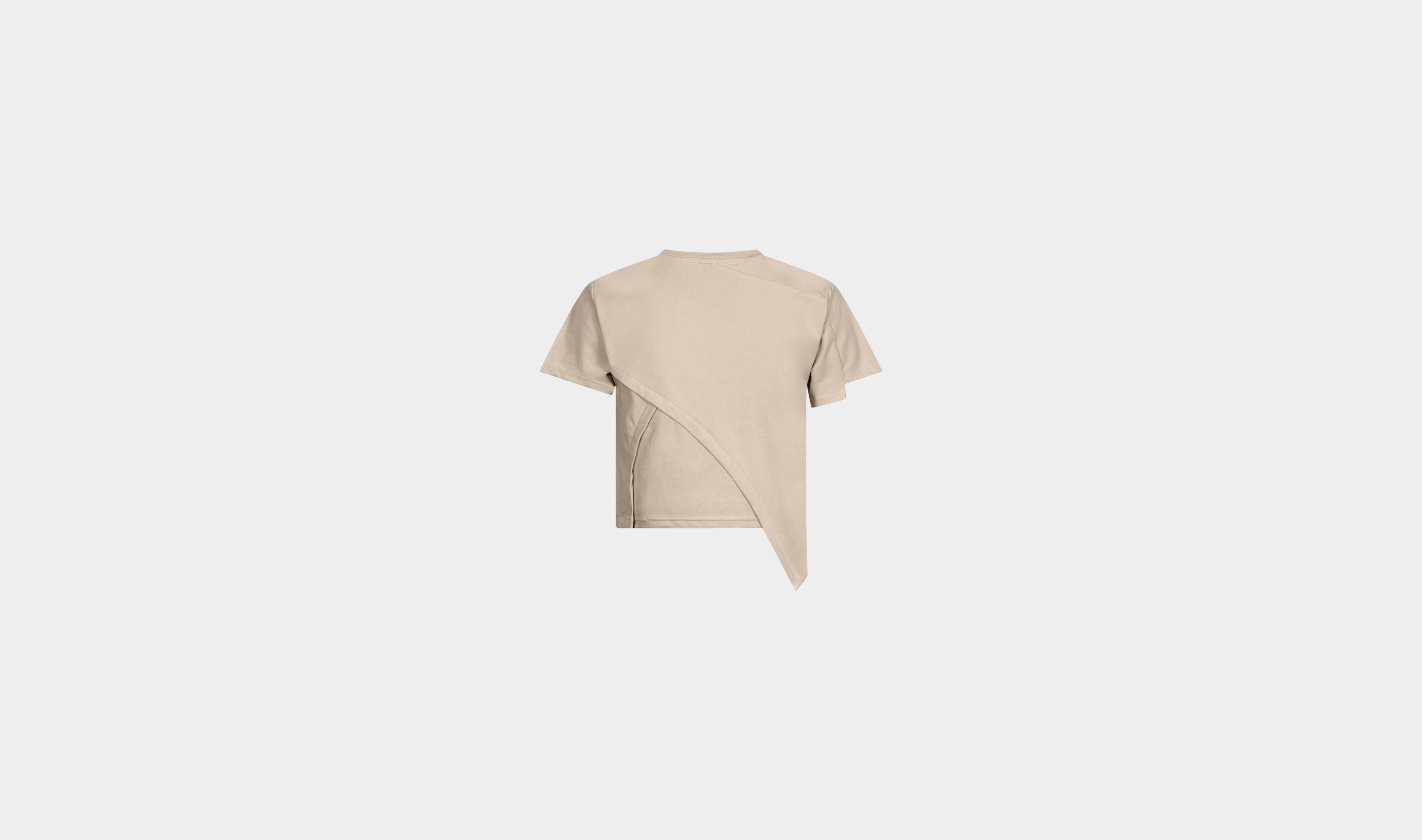 HE, product: DECONSTRUCTURED T-SHIRT (Fig. 5)