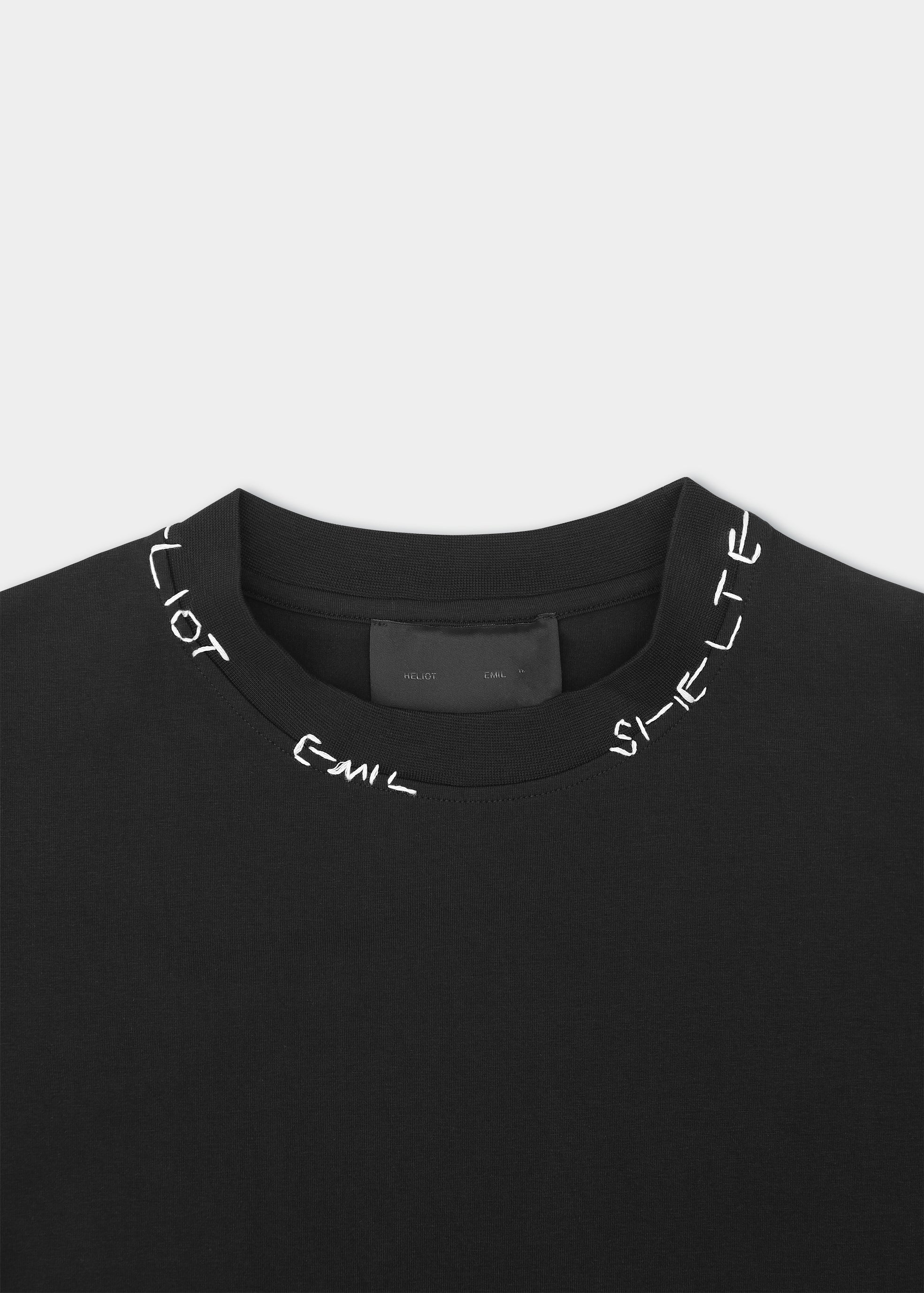 HE, product: CHRONO T-SHIRT (Fig. 6)