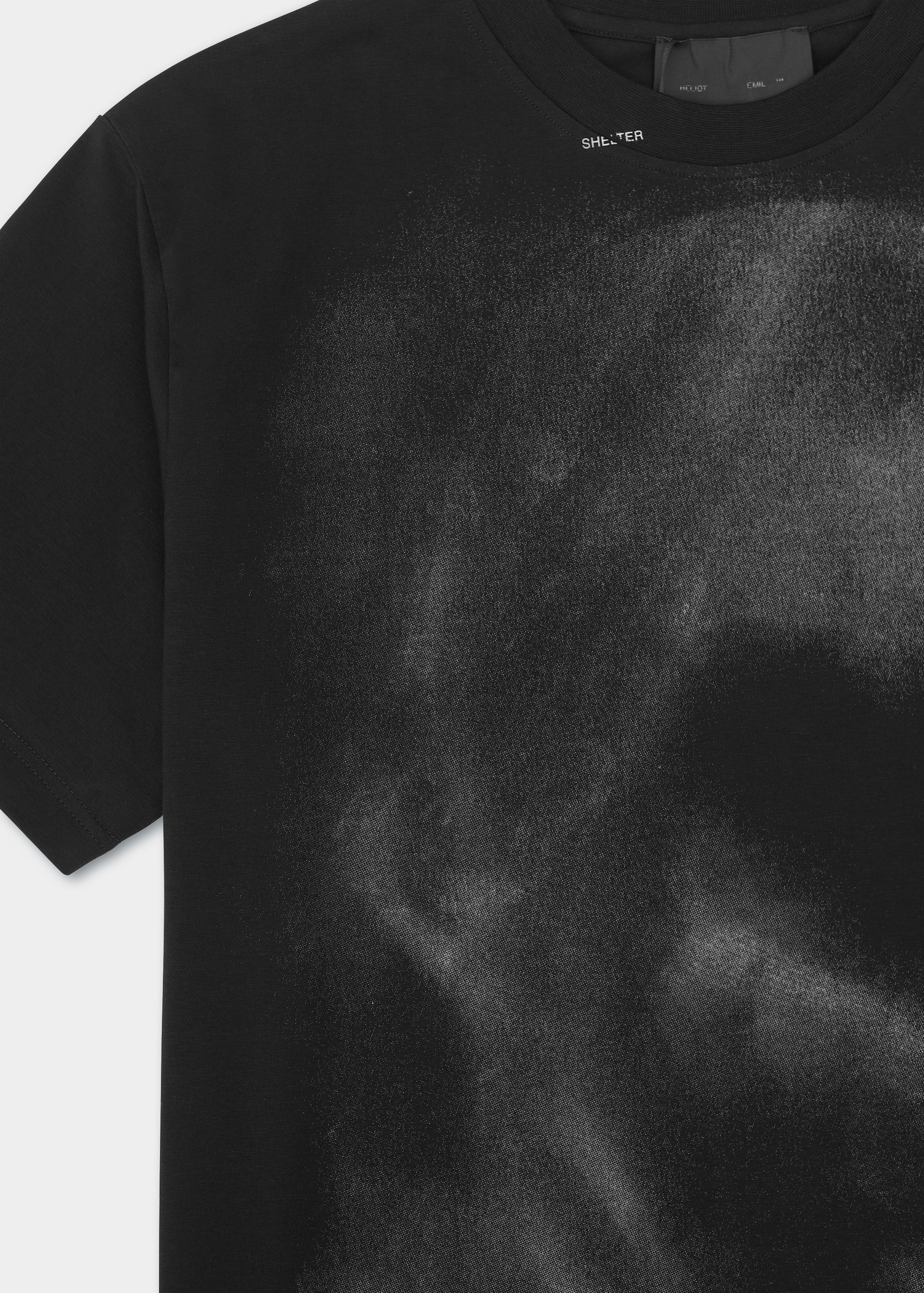 HE, product: GUARDIAN T-SHIRT (Fig. 7)