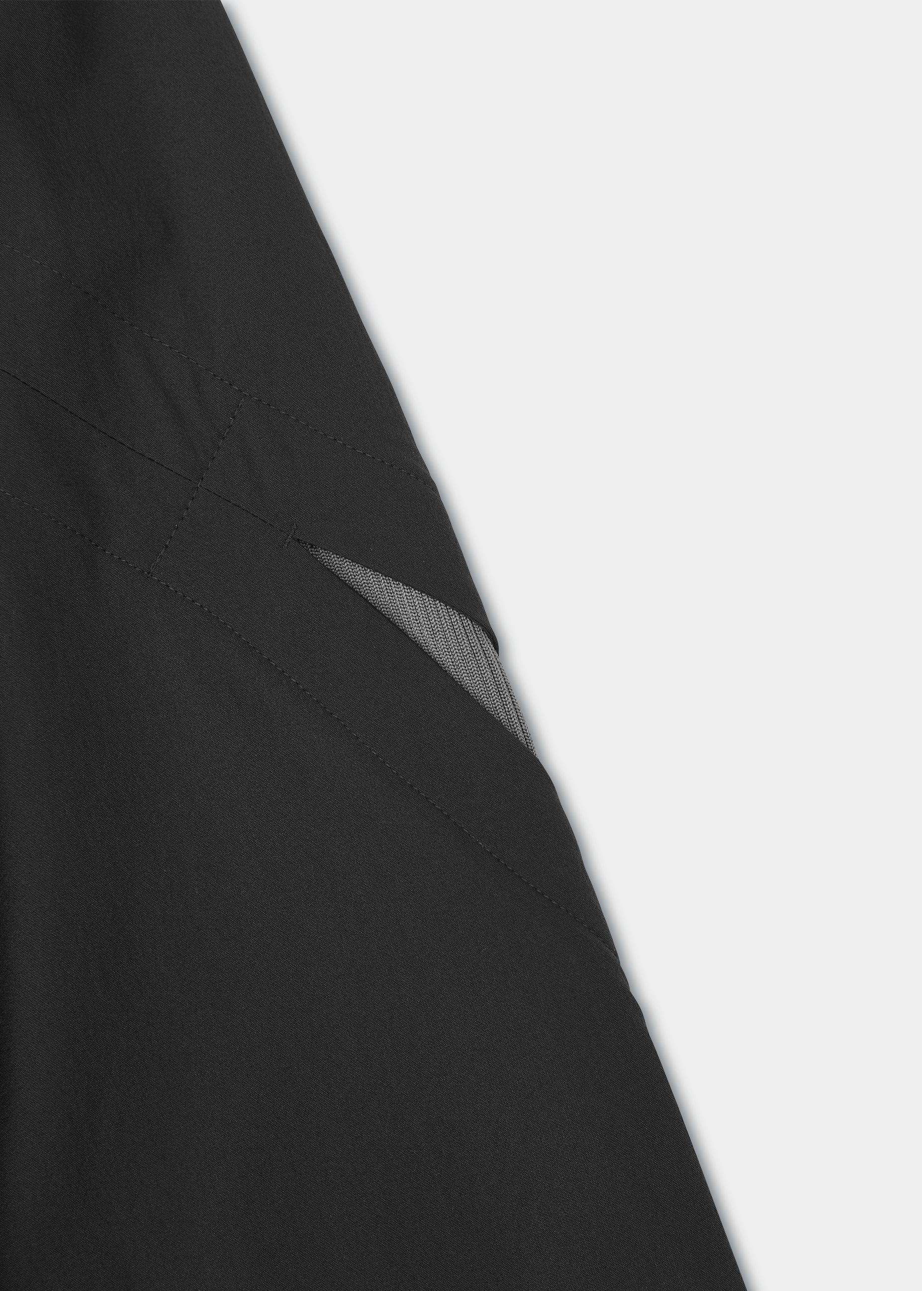 HE, product: RESILIENCE LS SHIRT (Fig. 6)