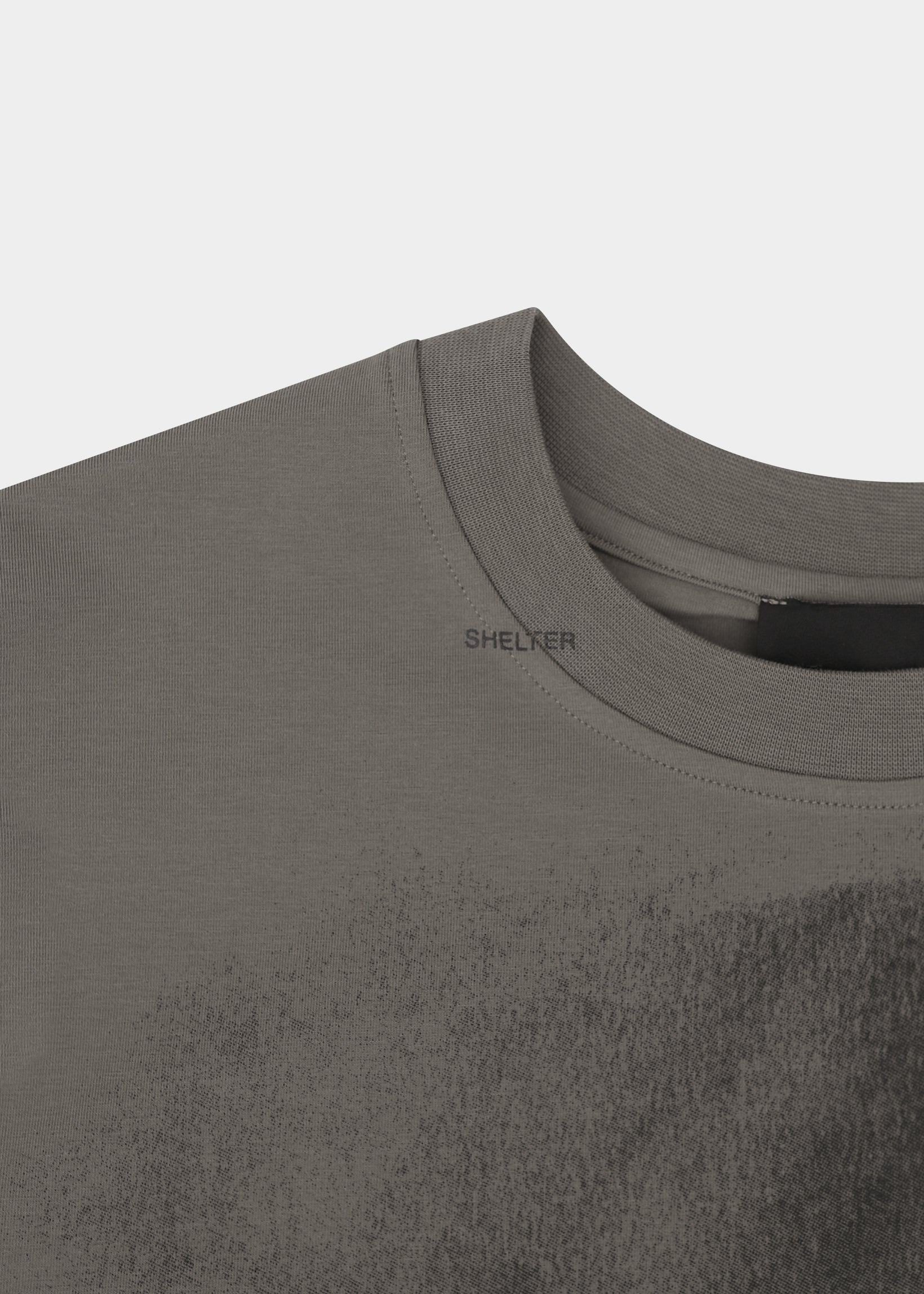 HE, product: GUARDIAN T-SHIRT (Fig. 6)