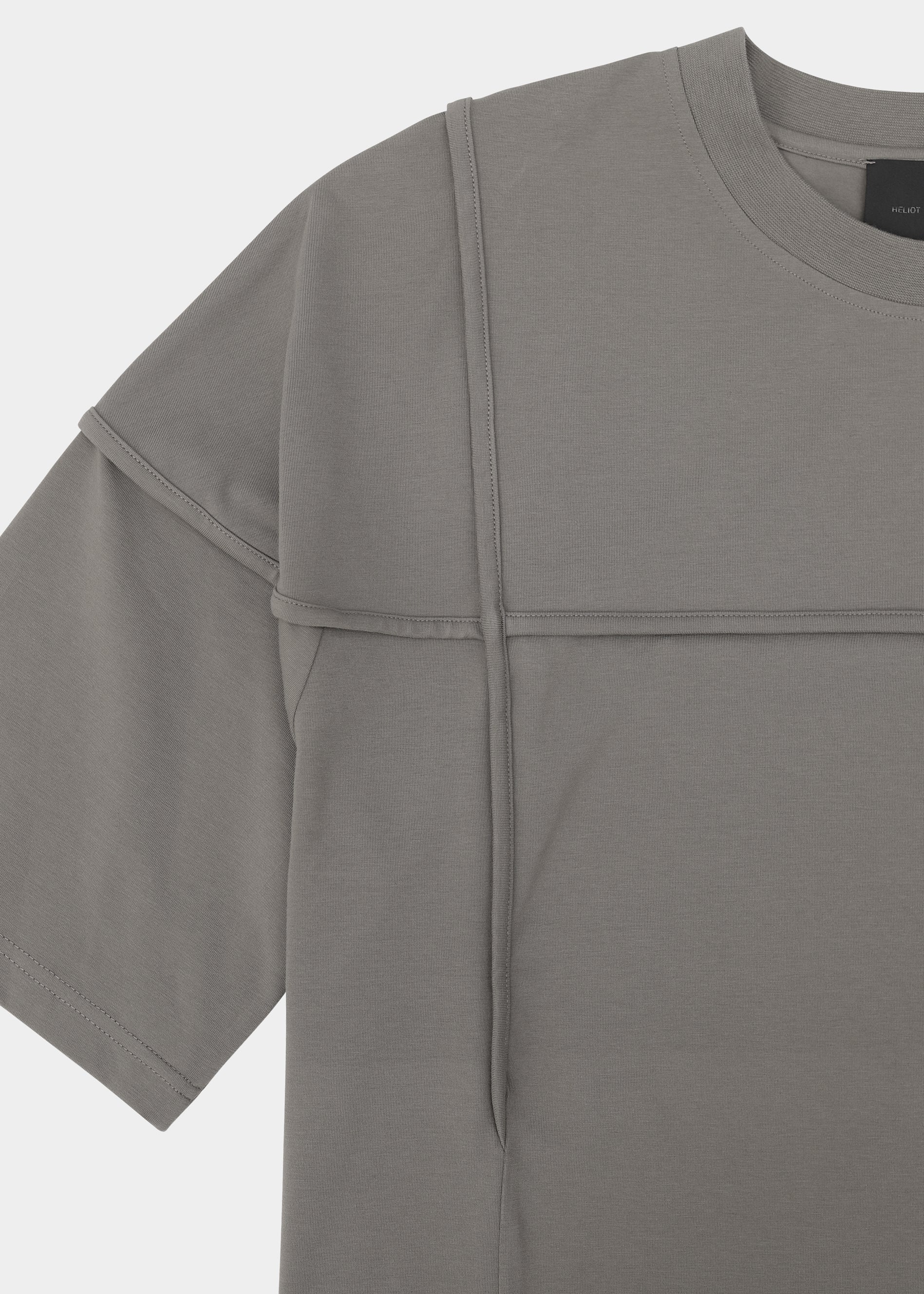 HE, product: NOSTRA T-SHIRT (Fig. 6)