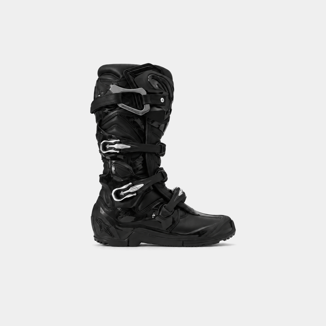 HE, product: IGNITE BOOTS (Fig. 1)