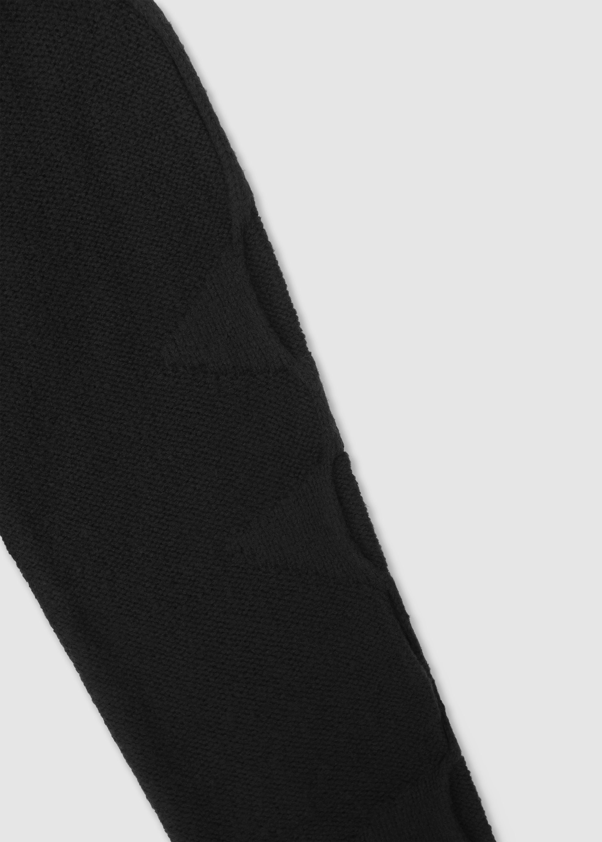 HE, product: CROPPED SPIRAL KNIT (Fig. 10)