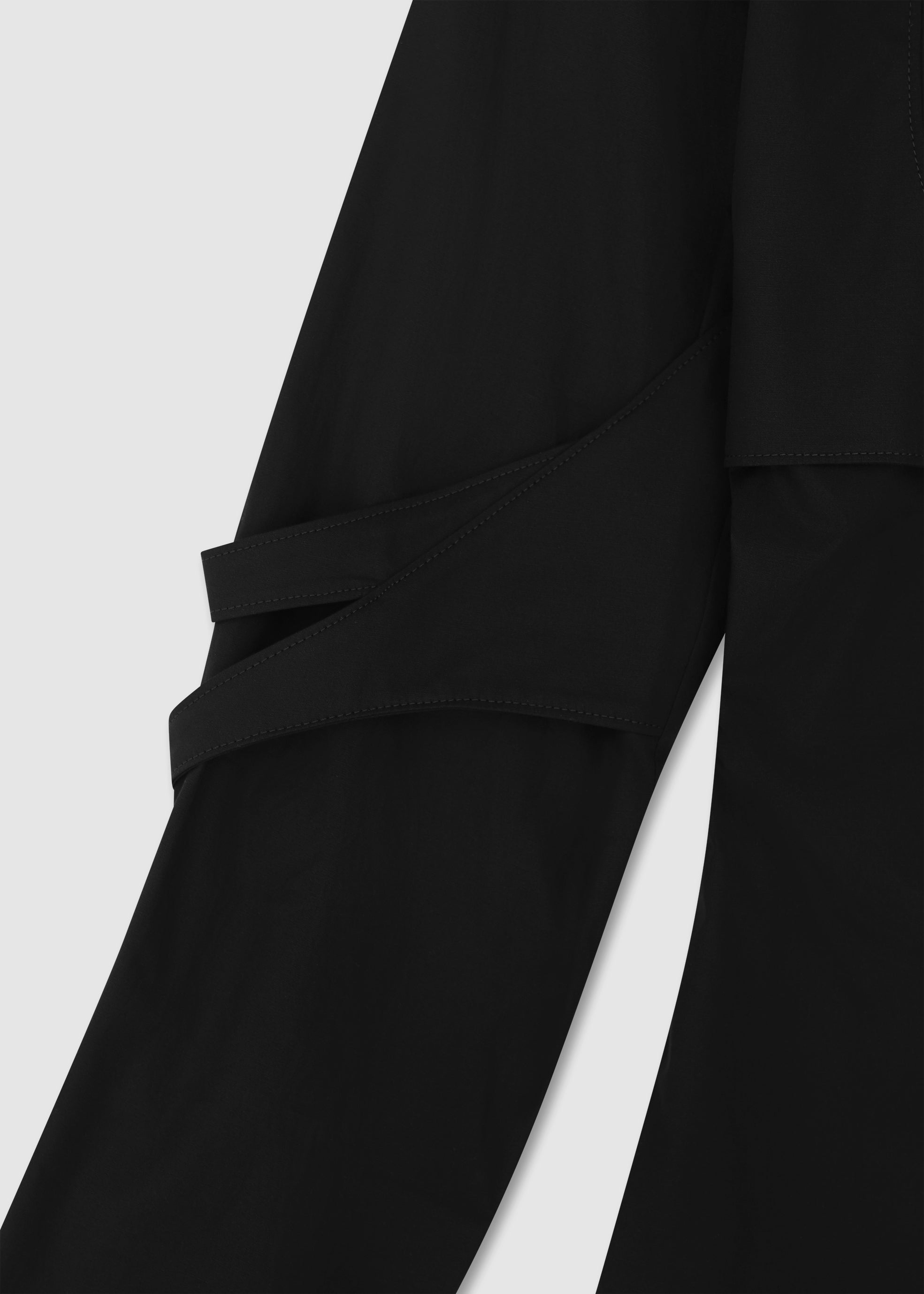 HE, product: FITTED CARABINER SHIRT JACKET (Fig. 7)