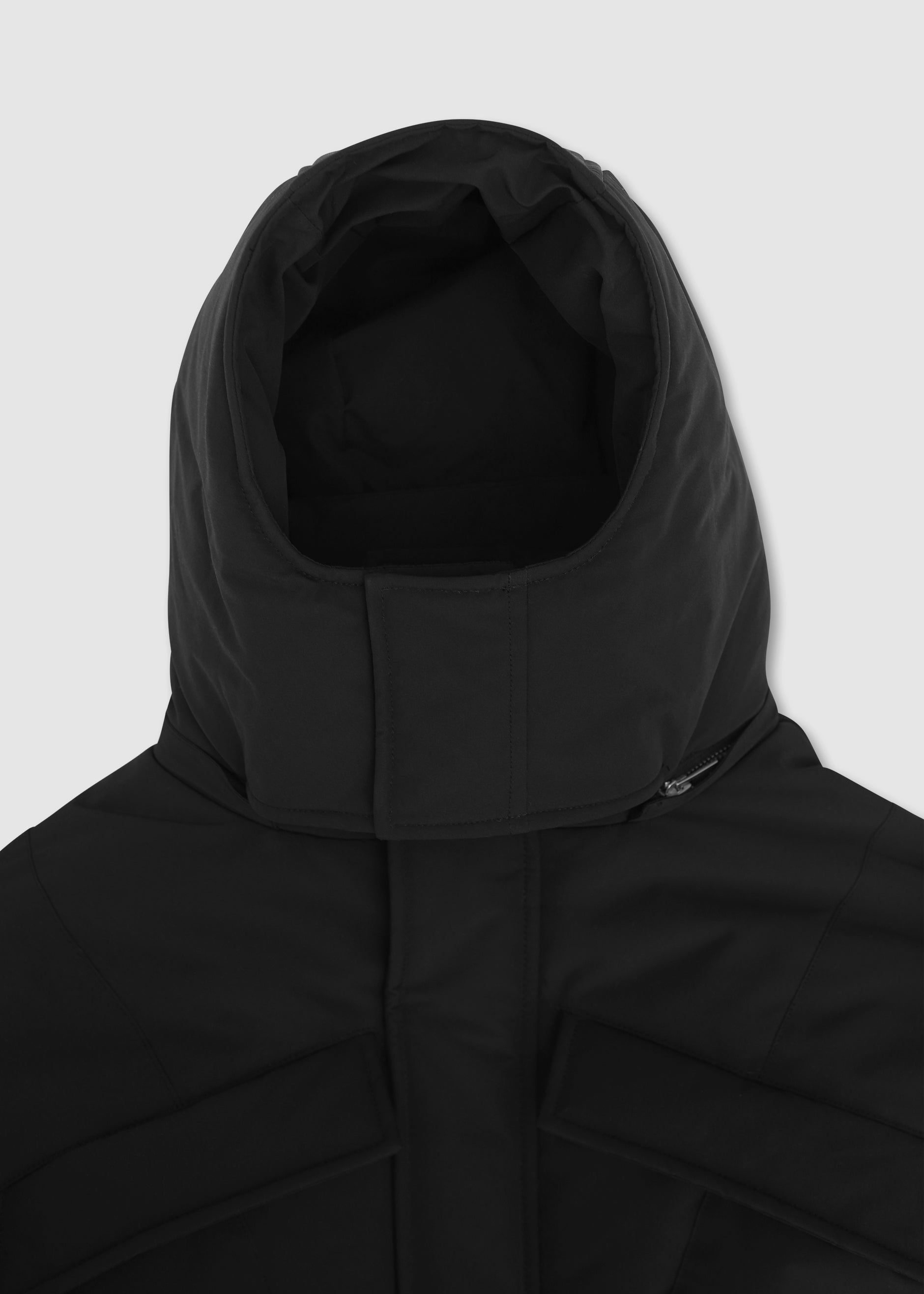 HE, product: PRAESIDIUM CROPPED PARKA (Fig. 10)