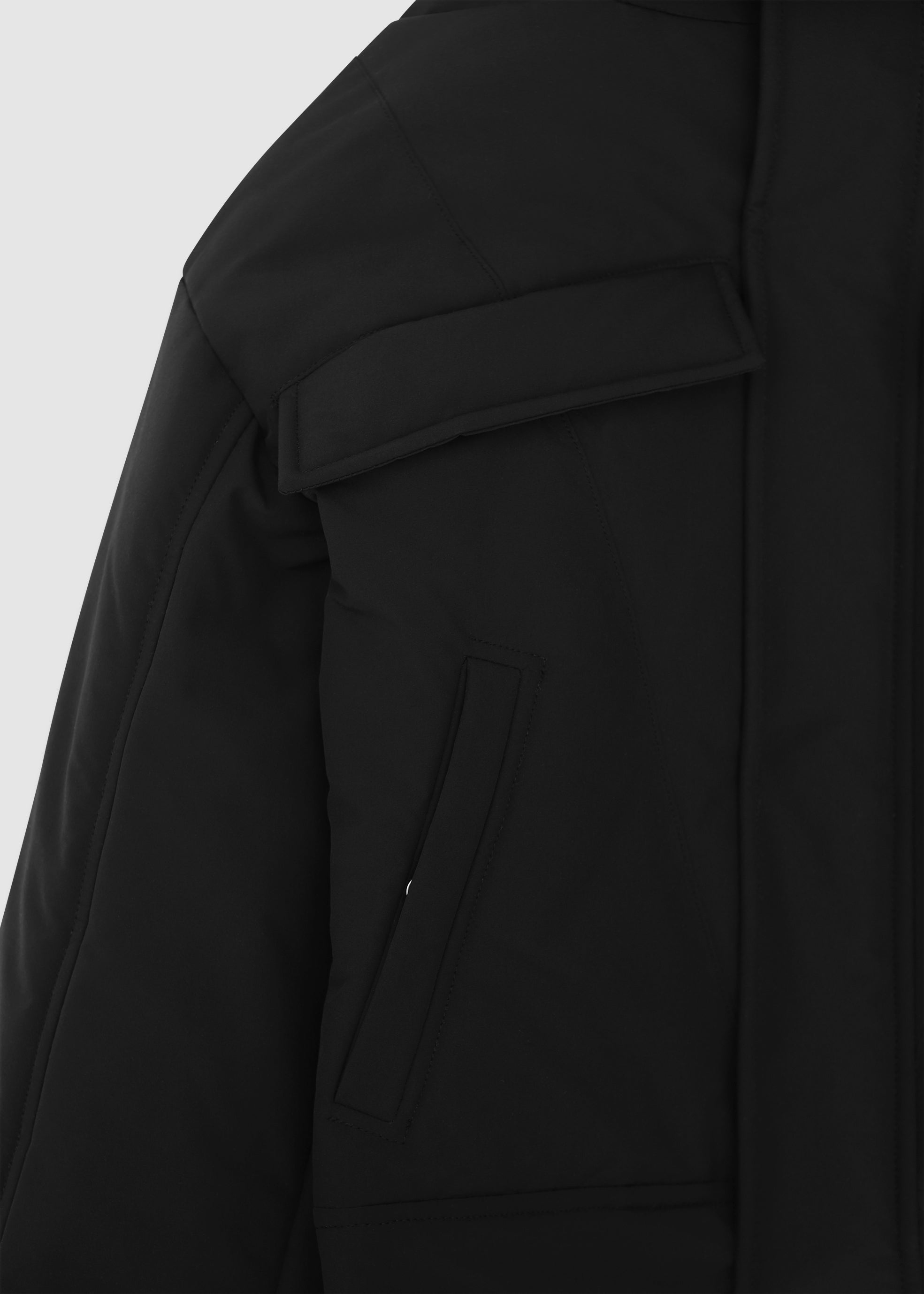 HE, product: PRAESIDIUM CROPPED PARKA (Fig. 11)