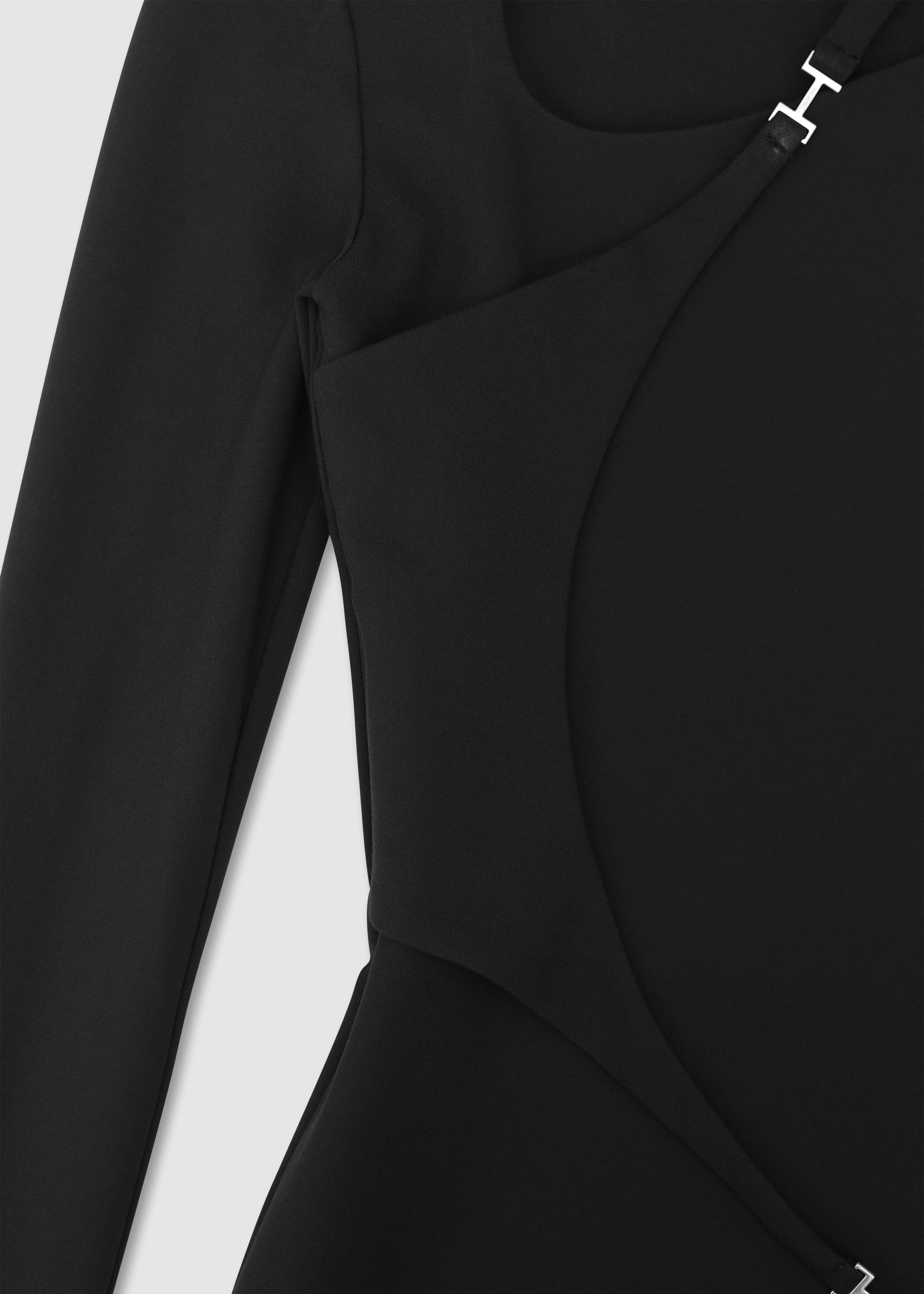 HE, product: DRAPPED CARABINER DRESS (Fig. 7)