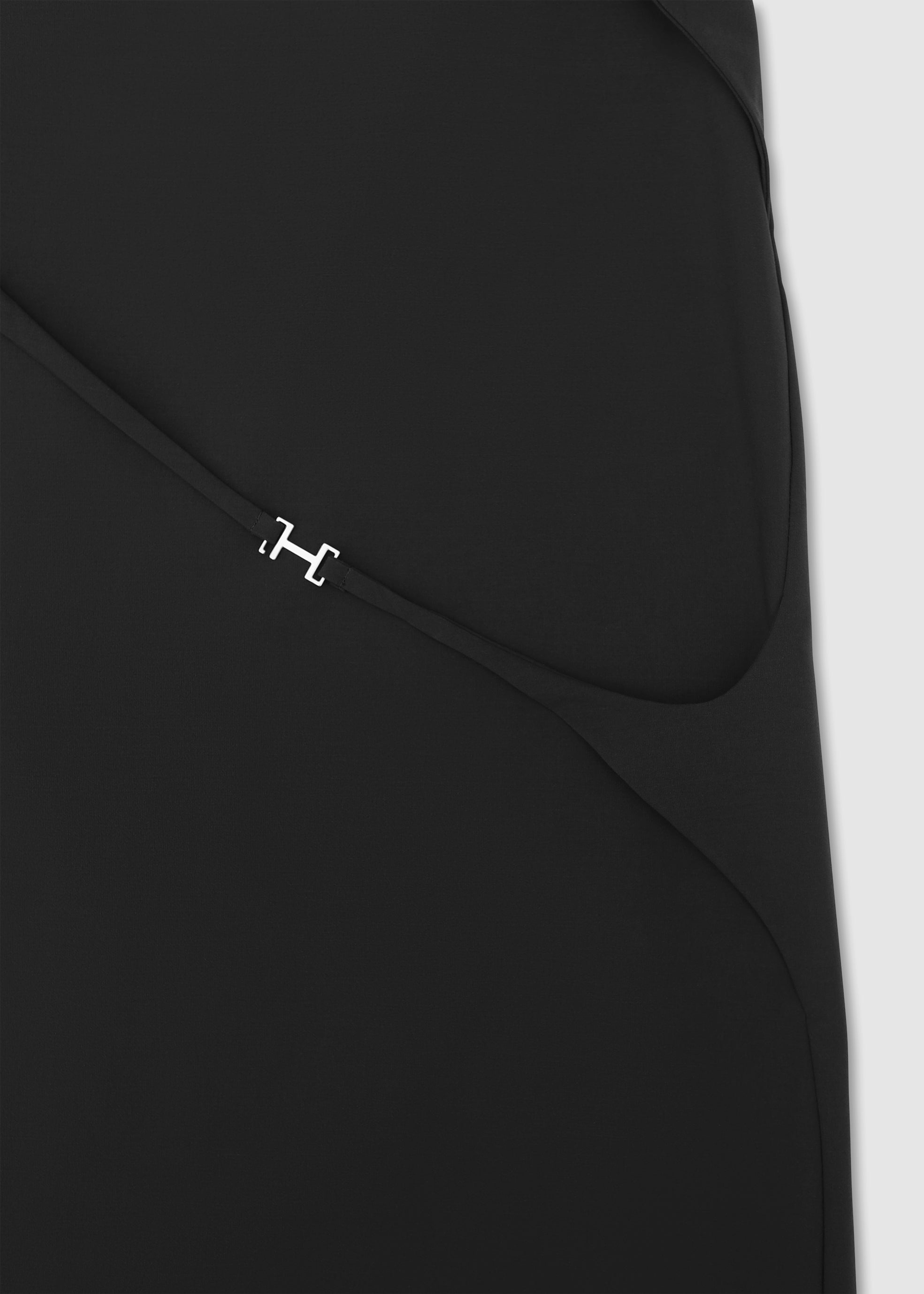 HE, product: STRAP TECHNICAL SKIRT (Fig. 7)